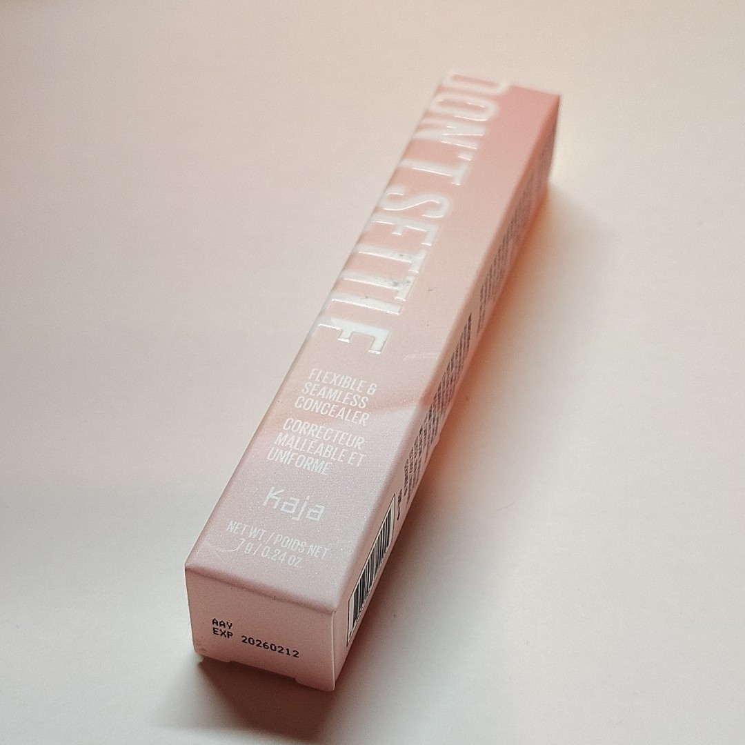 Makeup Revolution London Lot Concealer Eyeshadow Baked Highlighter Lipstick