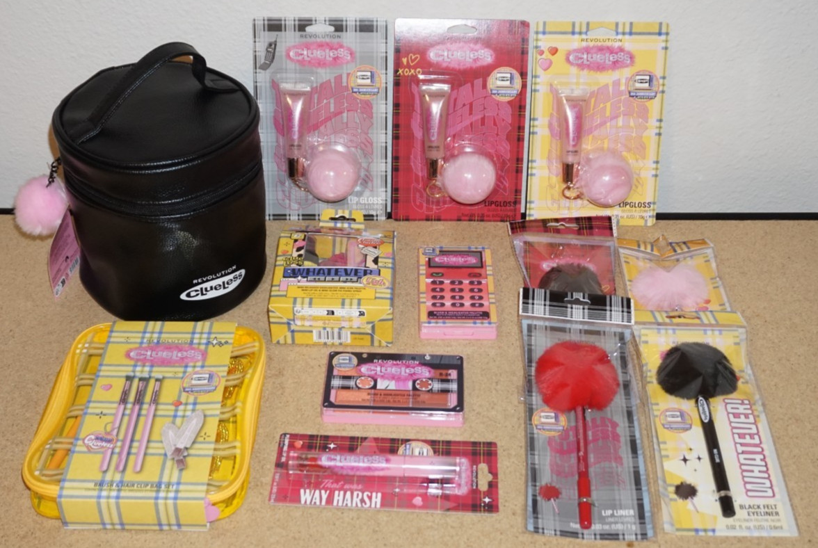 Clueless Revolution Makeup Collection 13x Lot