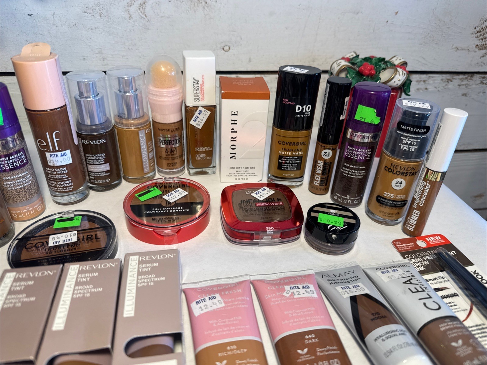 40 piece Wholesale Makeup Lot Covergirl L’OREAL Revlon Maybelline Almay & More!