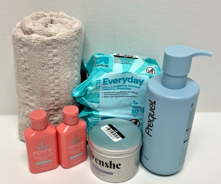 Spa Gift Set | Pink & Blue | Hempz Freshe Towel Makeup Wipes Bath Bundle