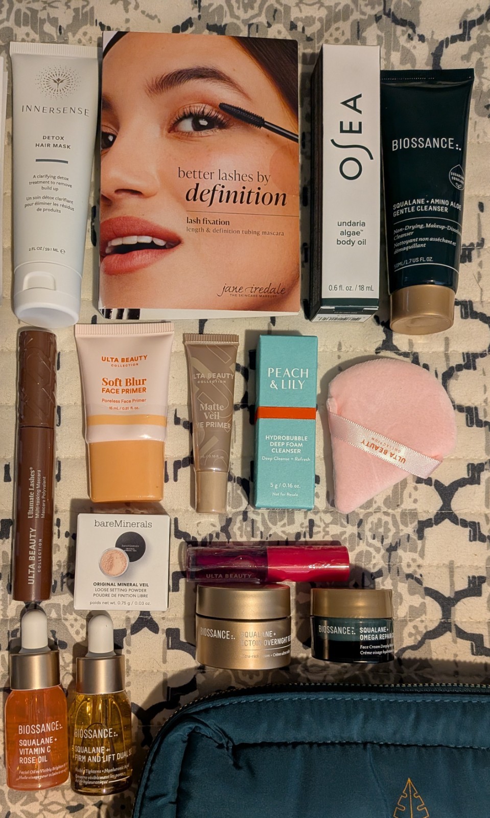 New! 24 Piece Deluxe Makeup And Skincare Bundle With Two Pouches 7 piece Ulta