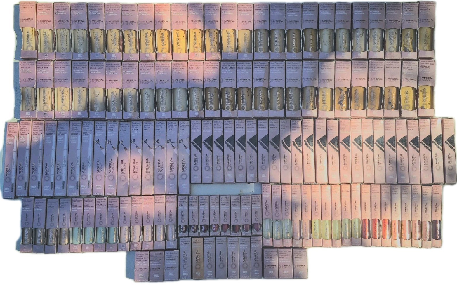 100 Pc Mineral Fusion Lot Foundation Mascara Lipstick Gloss Stain Blush Conceale