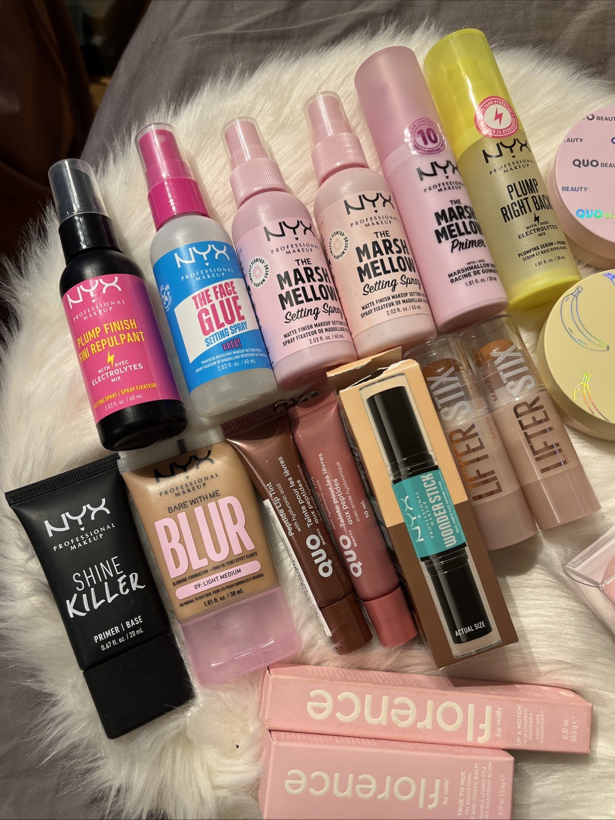 makeup mixed lot: NYX, QUO, Maybelline, Florence CHECK DESCRIPTION