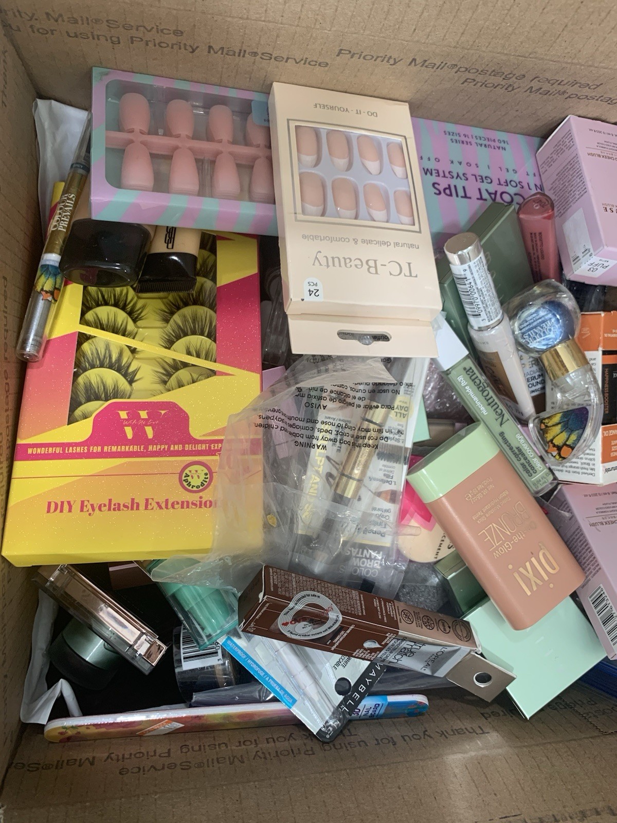 Mixed MAKEUP BEAUTY Bundle CoverGirl Revlon Lot of 100PCS *See Details Assorted