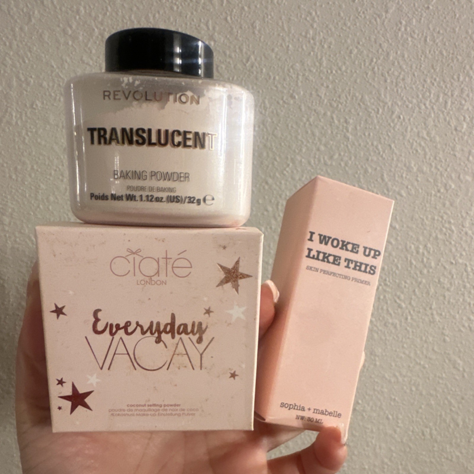 Revolution Translucent Powder, Ciaté Everyday Vacay, Sophia + Mabelle Primer