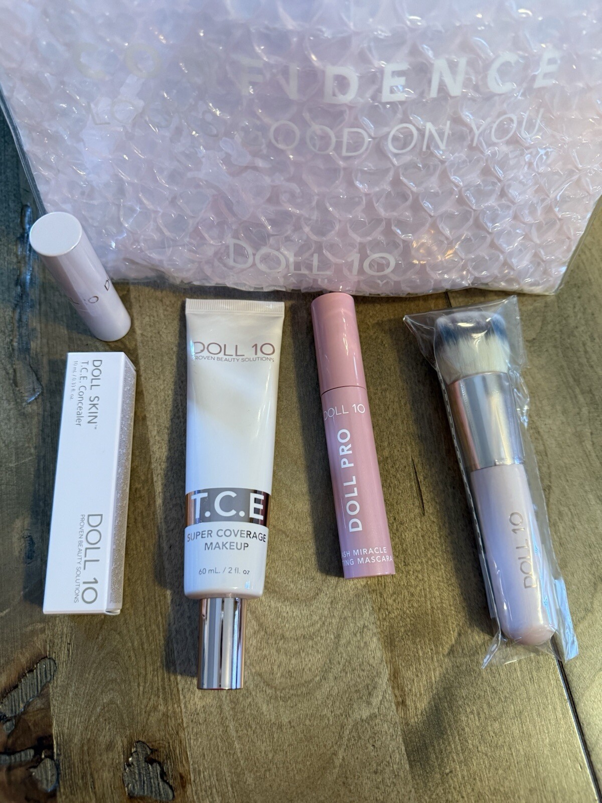 Doll 10 6 Piece T.C.E. Makeup Set In DEEP.