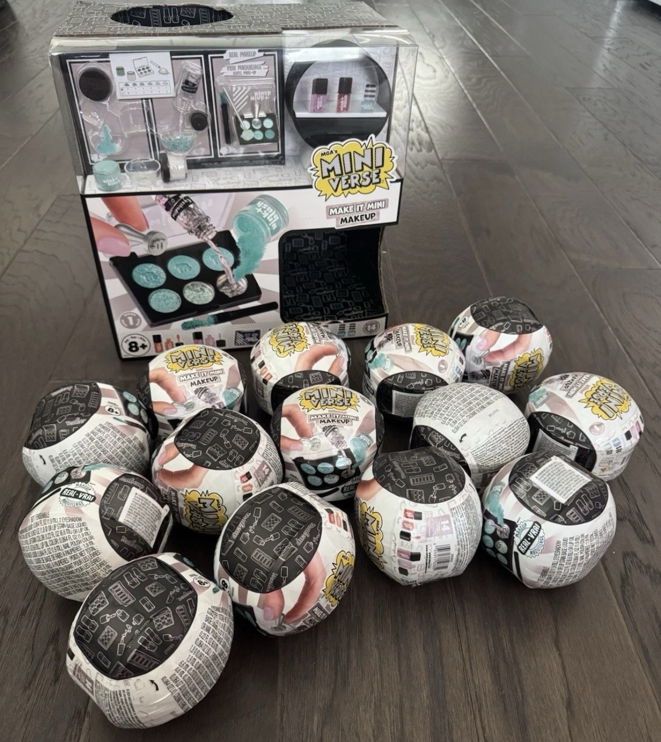MGA’s Mini Verse Make It Mini Makeup Series 1 Lot Of 14 Balls With The Display