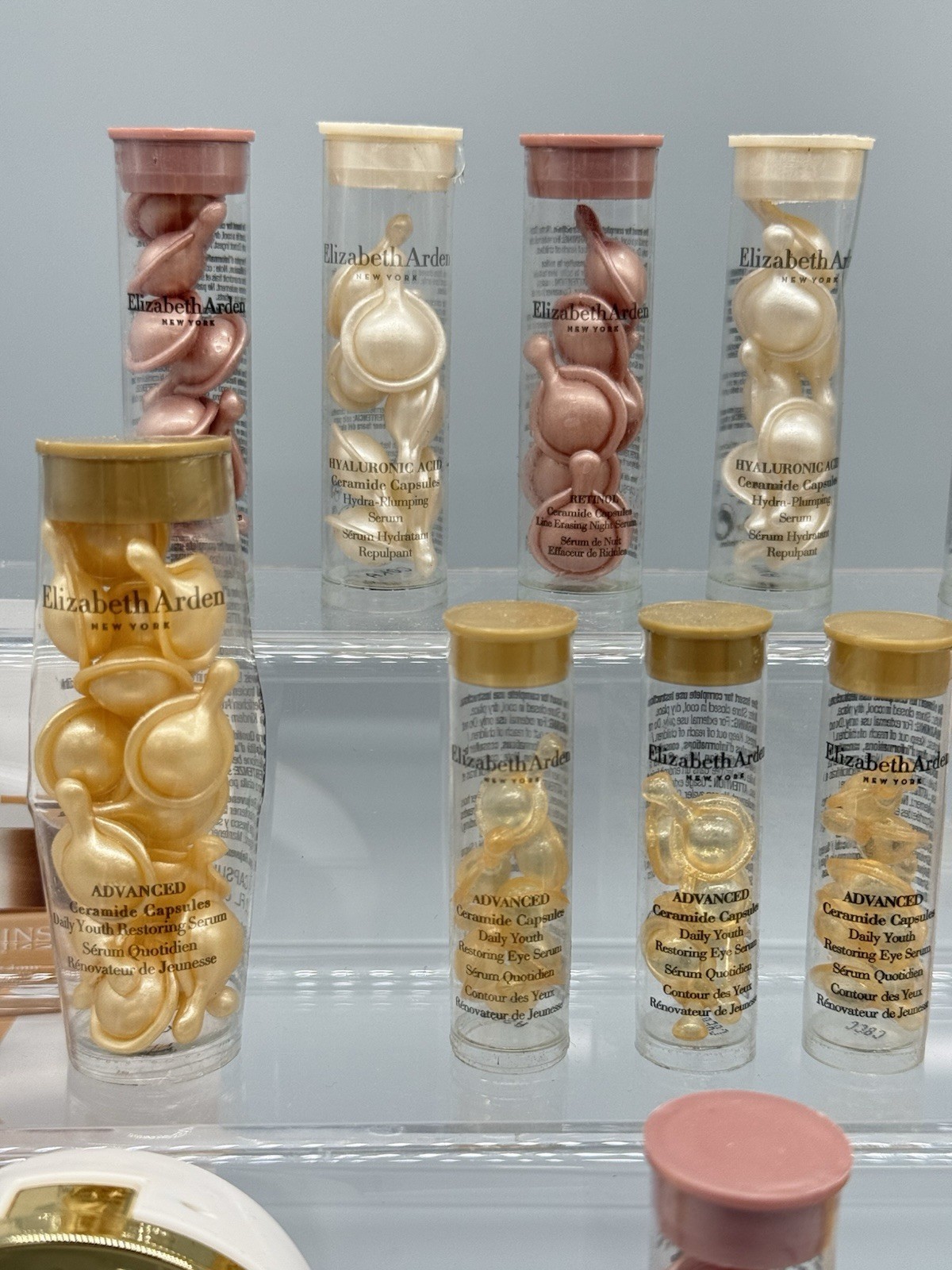 WHOLESALE LOT OF 119 CAPSULES ELIZABETH ARDEN / CLARINS PARIS BEAUTY PRODUCTS
