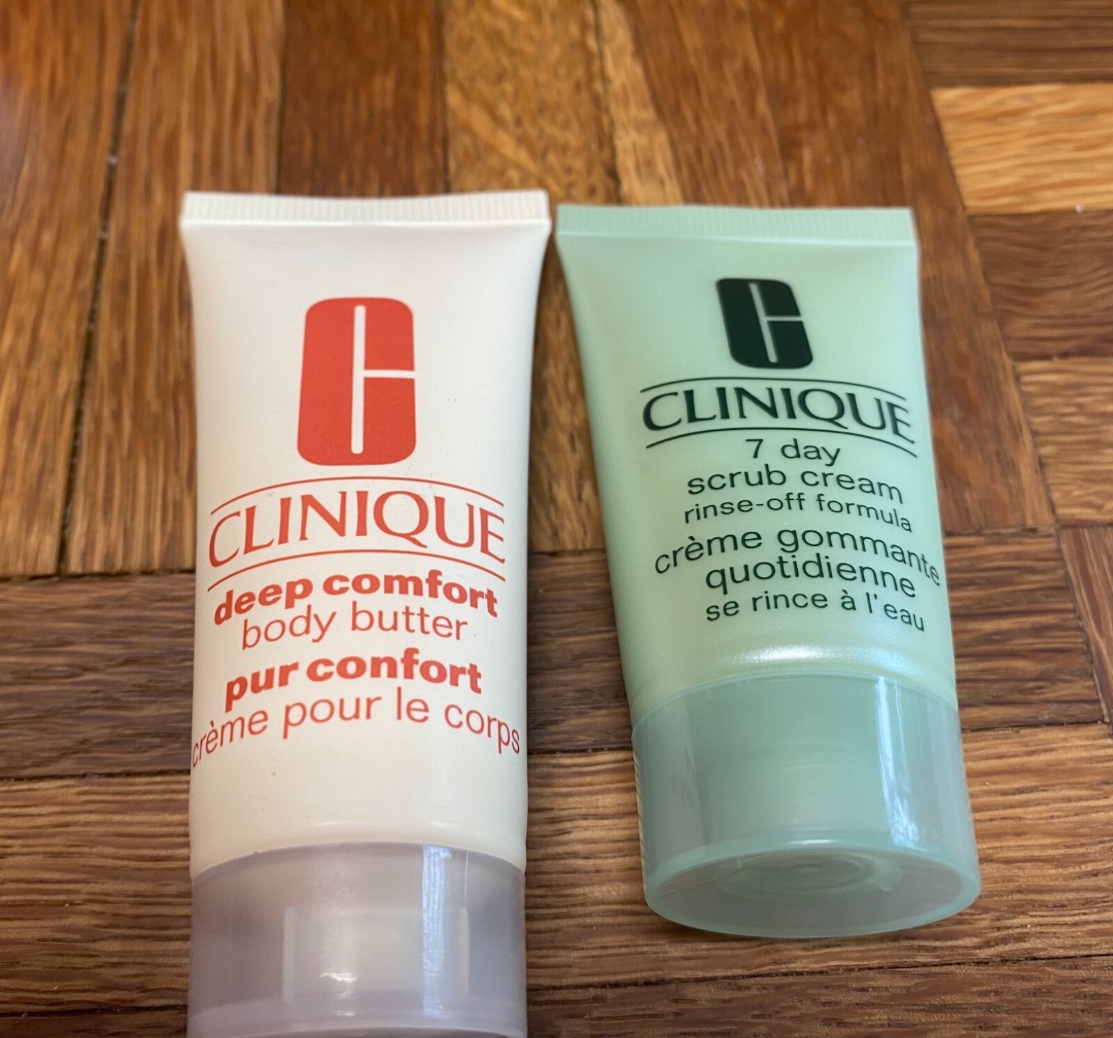 Clinique Lot of 5 Pieces Eyeshadows Blush Body Butter Scrub