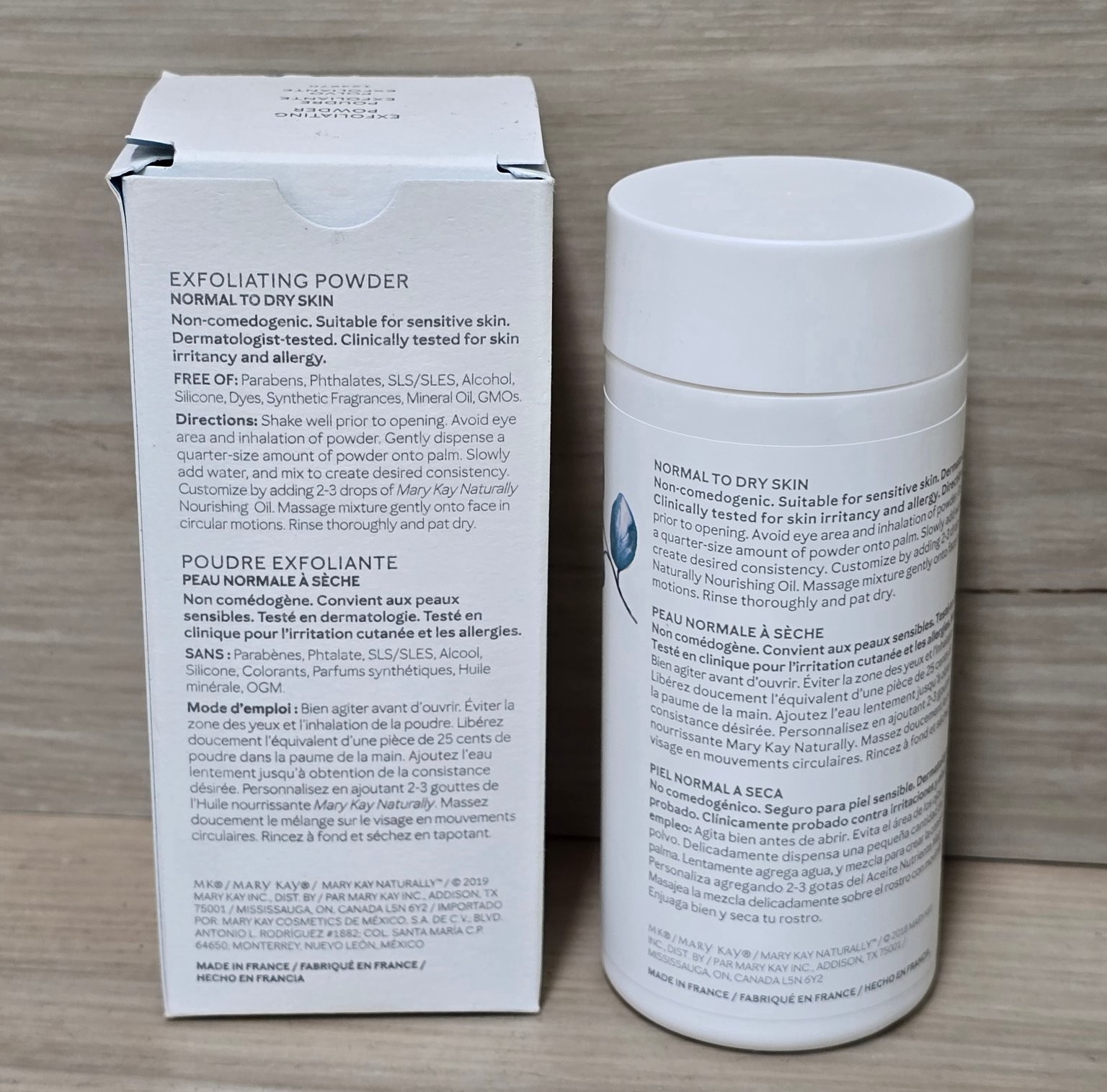 Mary Kay Naturally Exfoliating Powder 2.64 oz Normal to Dry Skin