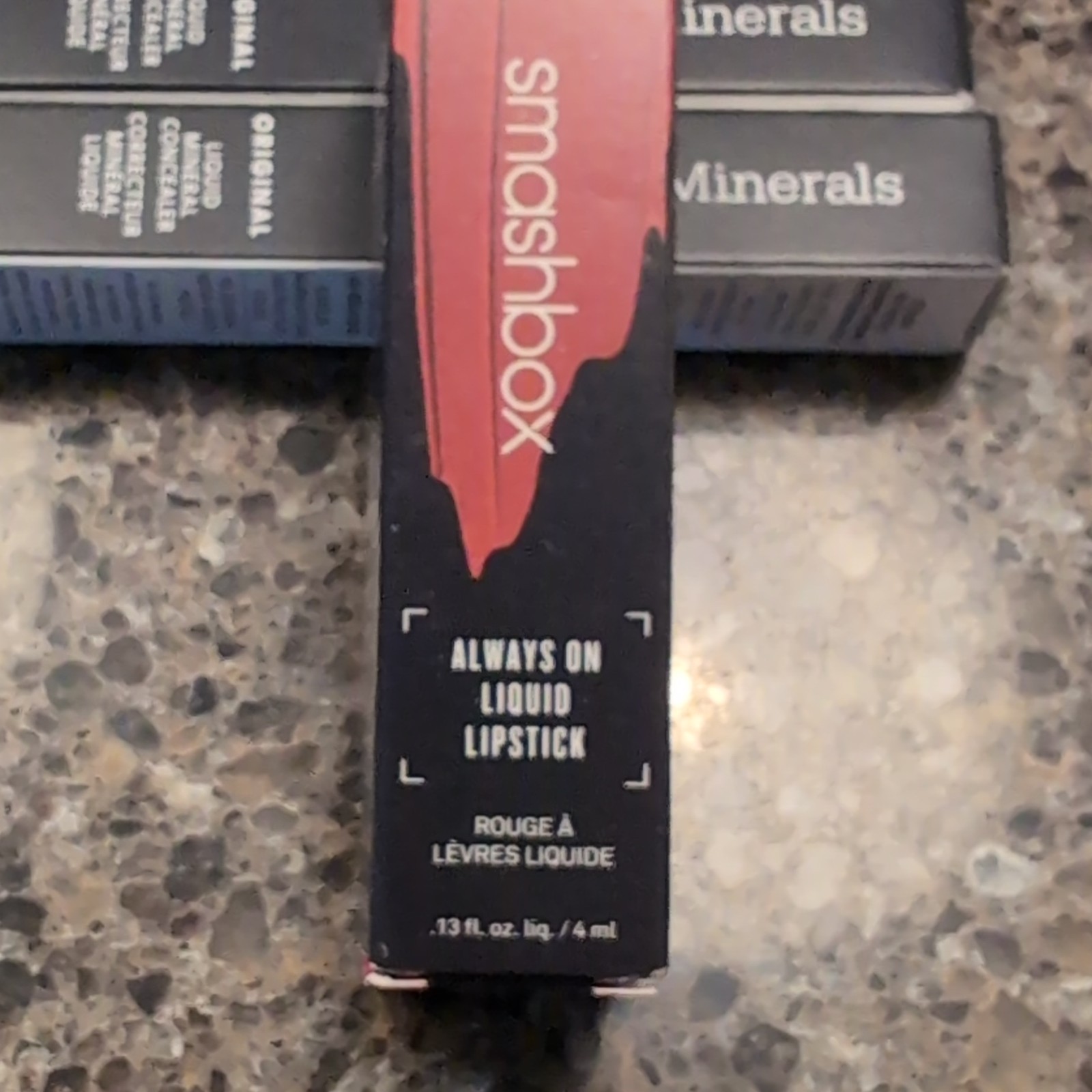 bareMinerals Original Foundation SPF 15 + Concealer + Smashbox Lip + e.l.f.