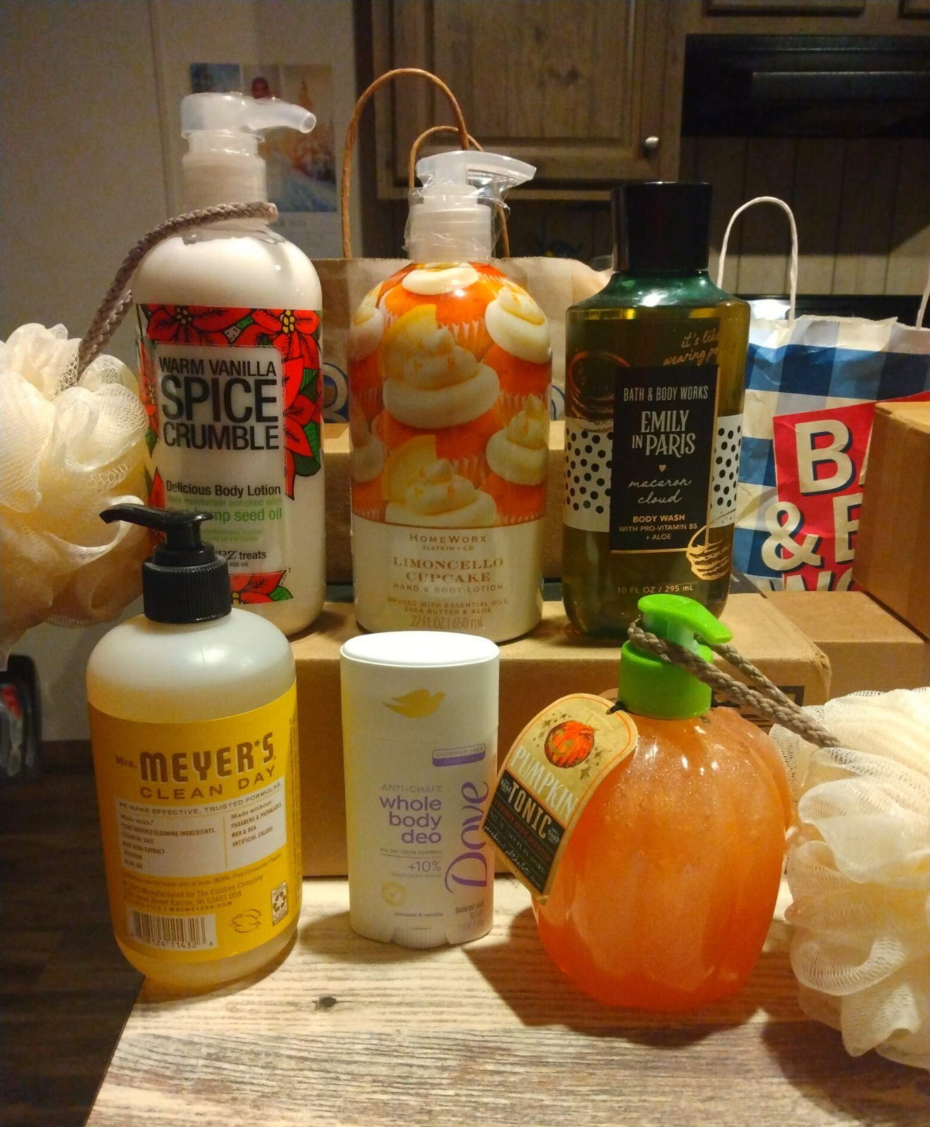 Huge 22lb New Upscale Beauty Bath Body Fragrance Skin Care Bundle-$ For Vet Care