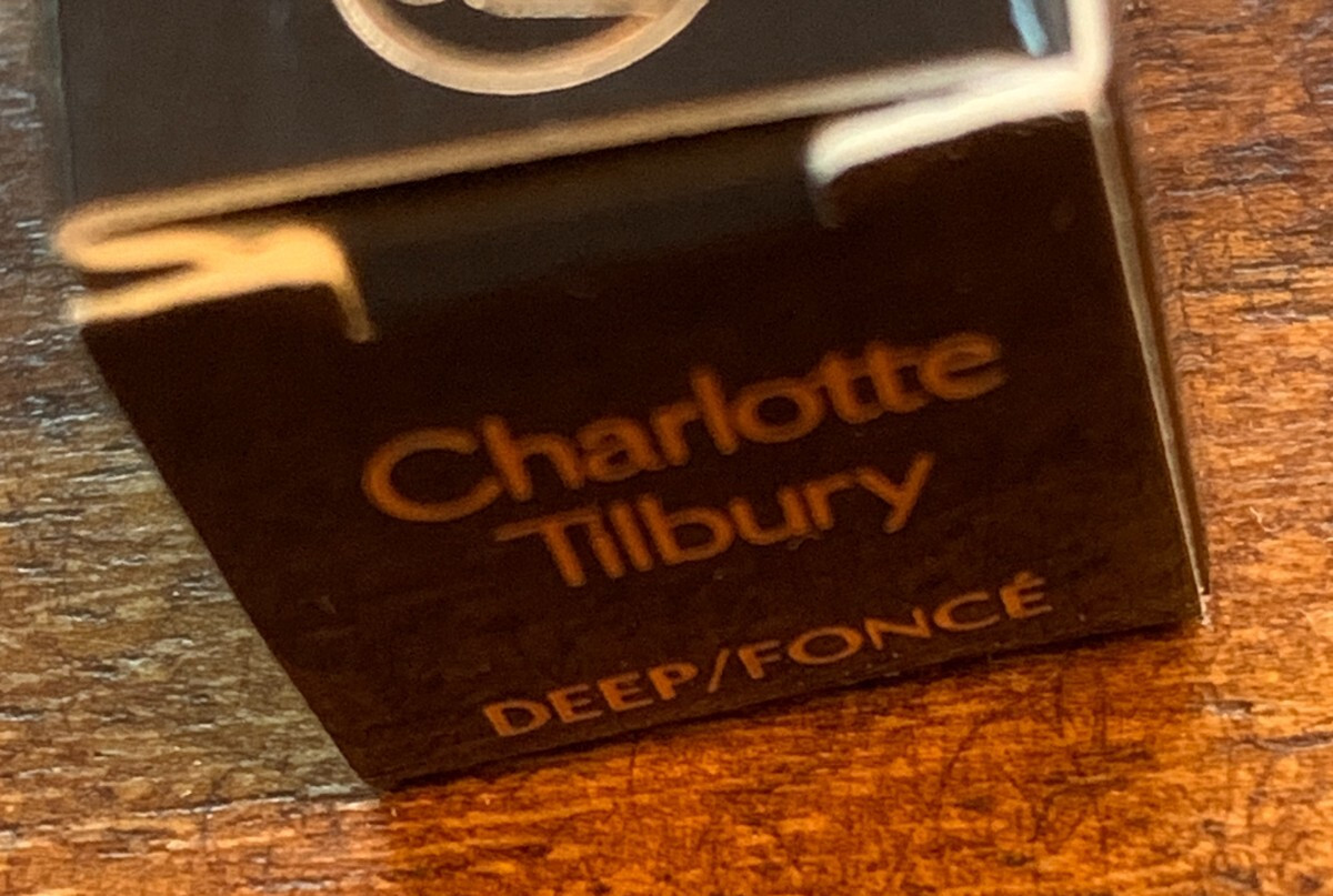 Charlotte Tilbury Lip Cheat Contour Duo Stick – Deep shade – New In Box