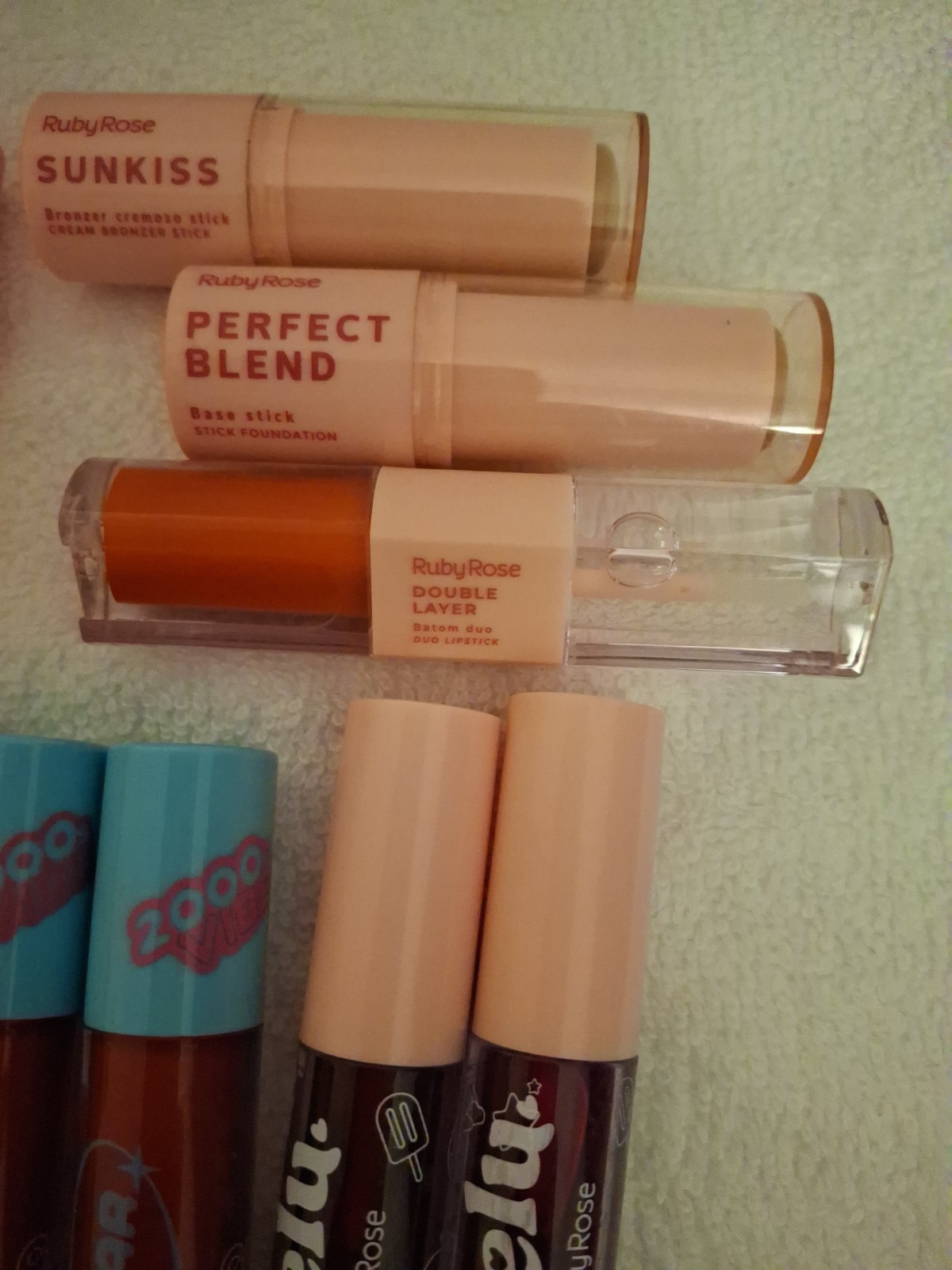 Makeup Lot- 13 Pieces Lips Cheeks Eyes Face