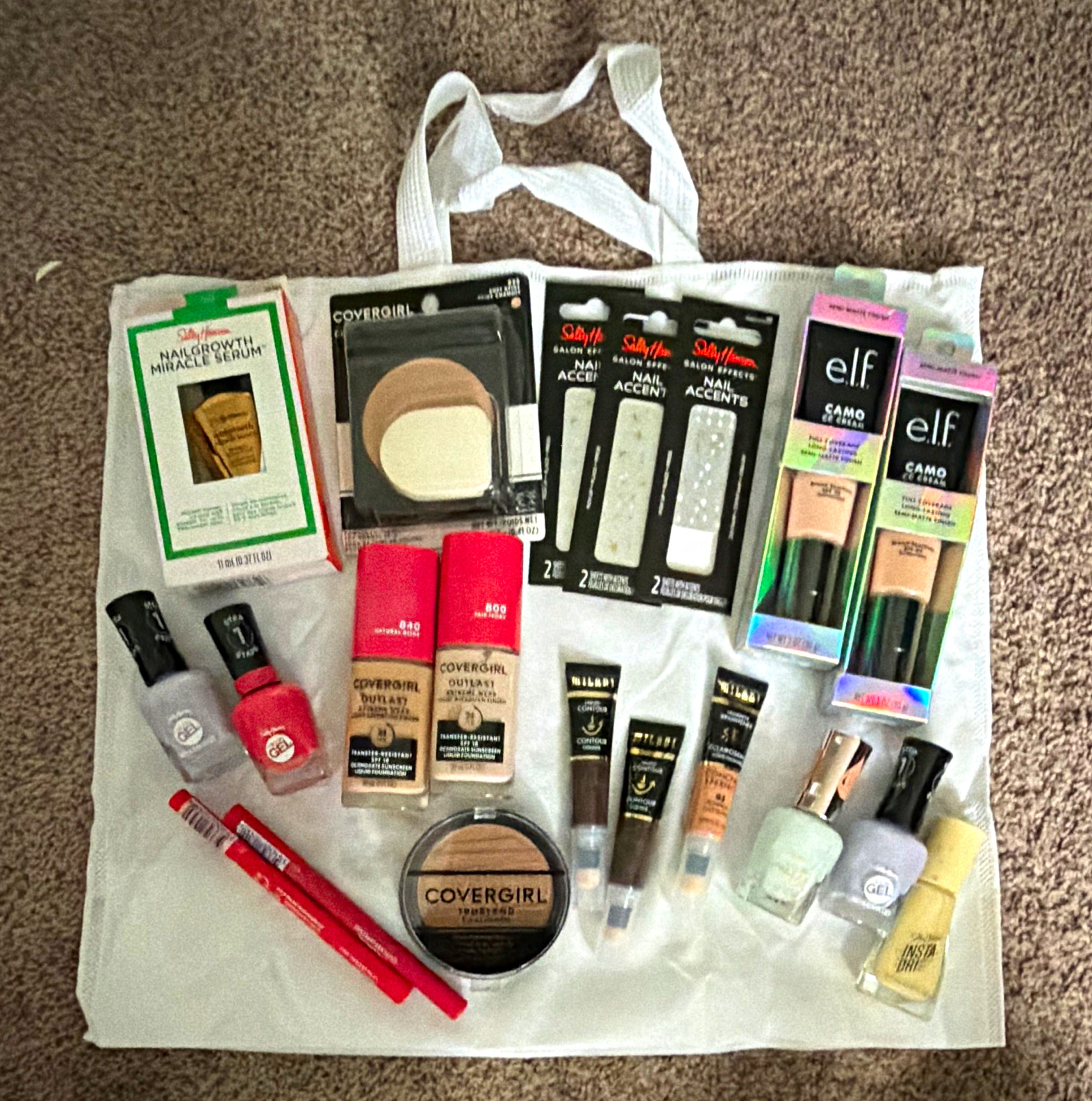 Assorted Makeup Lot: COVERGIRL Outlast, TruBlend Blush, e.l.f. Camo CC