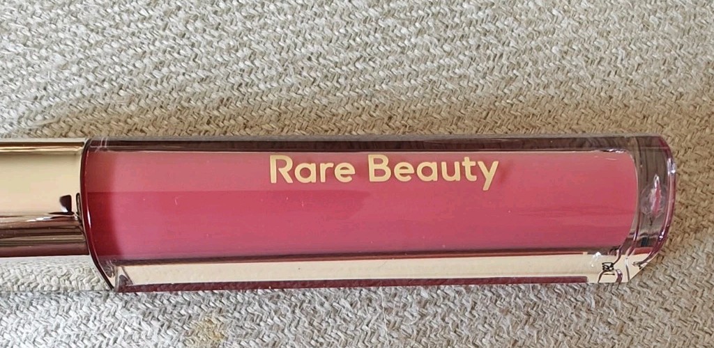Big Beauty Bundle Feat: YSL, Thrive,Rare Beauty,Winkylux, Pixie,Too Faced, V&R +