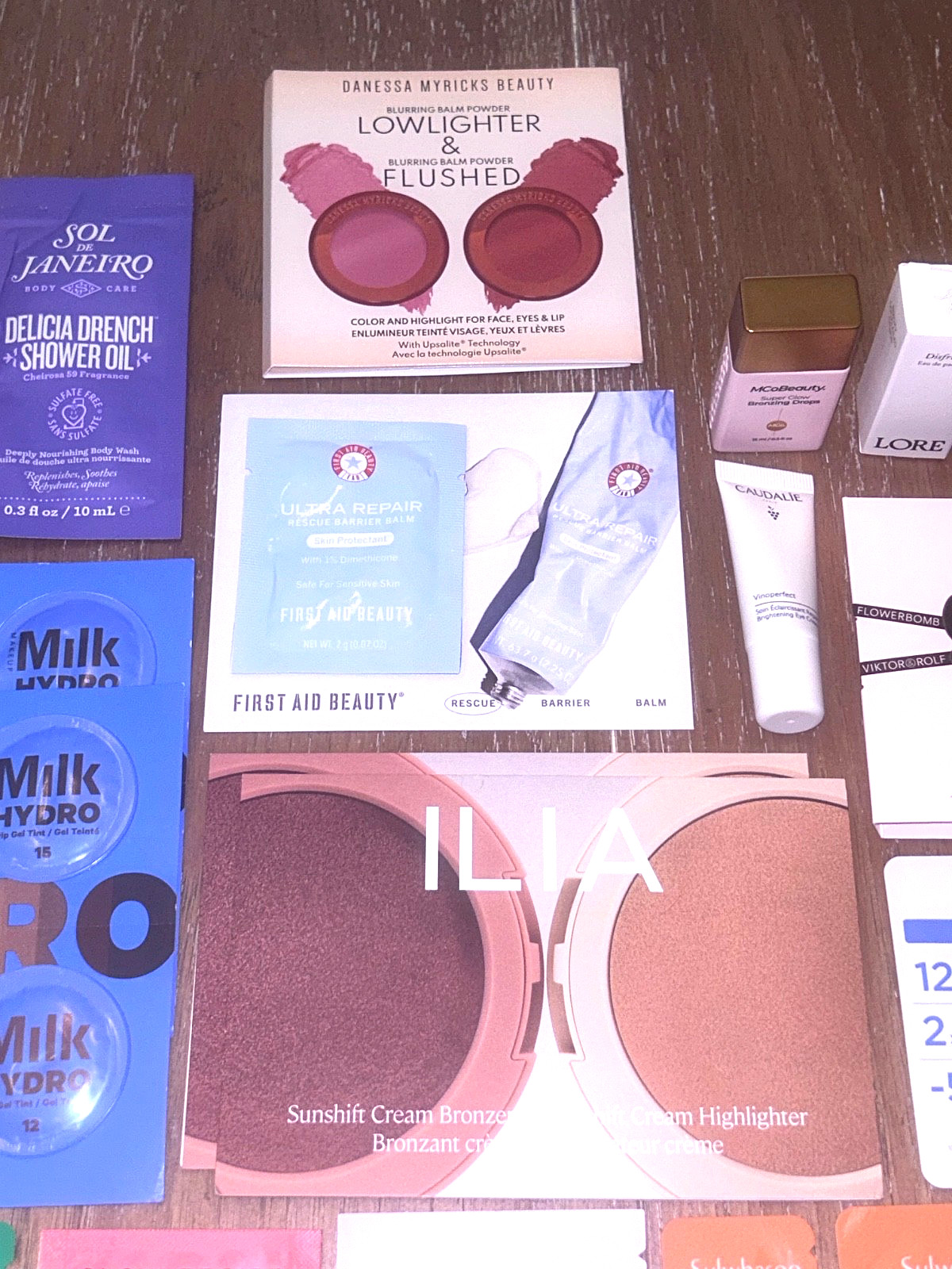 Mixed Lot of High End Sample/Trial Size Hair, Make-up & Skin Care Lot – 33 NEW