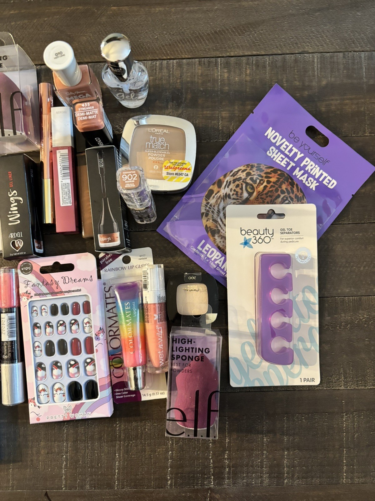 25 Assorted Full Size Mixed Makeup & Beauty Lot- As seen in photos- Box 608