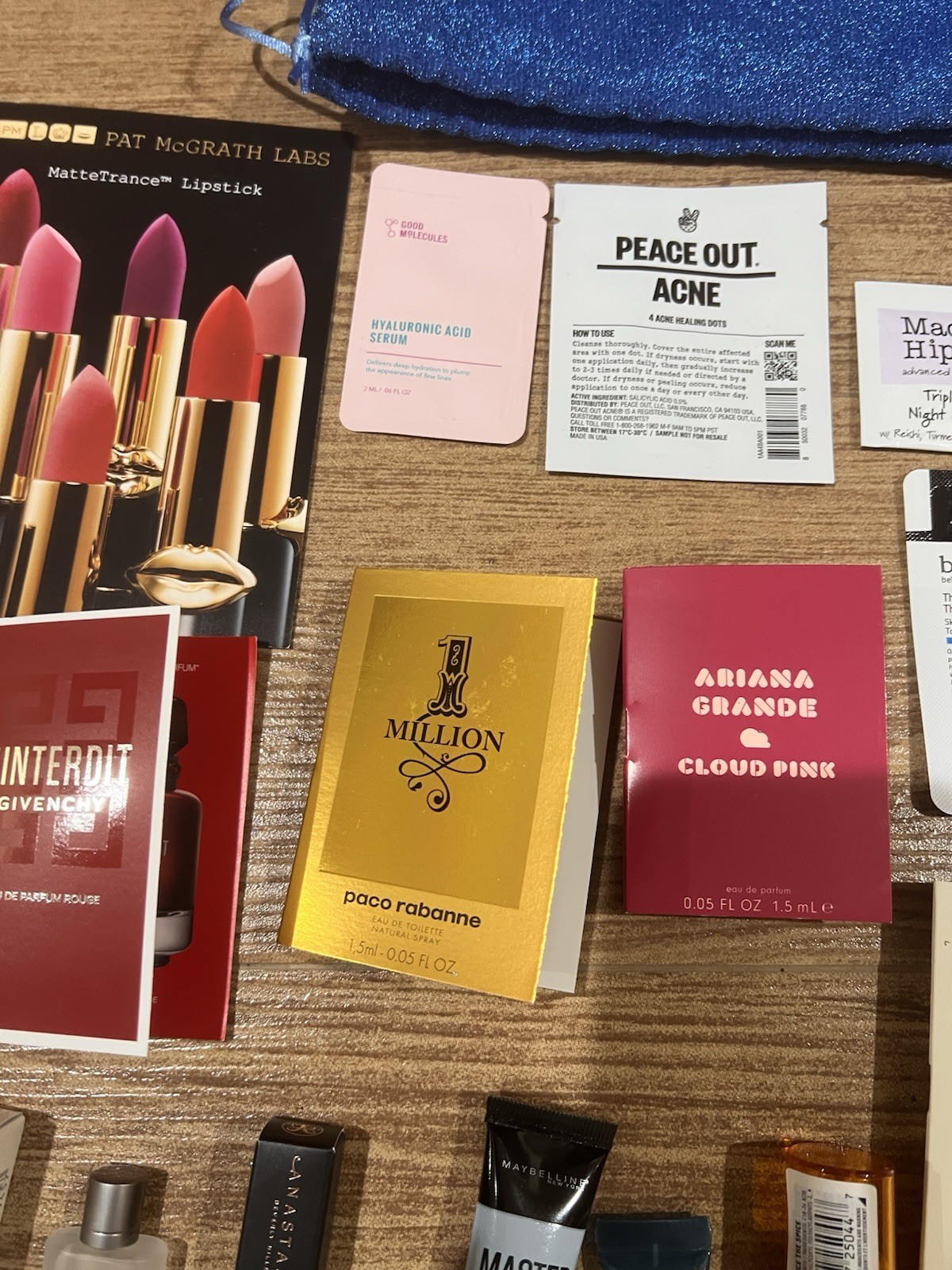 Travel/ Sample/ Full Sz Make Up, Prestige Perfume, Hair Skin LOT 22 Pc & Pouch P
