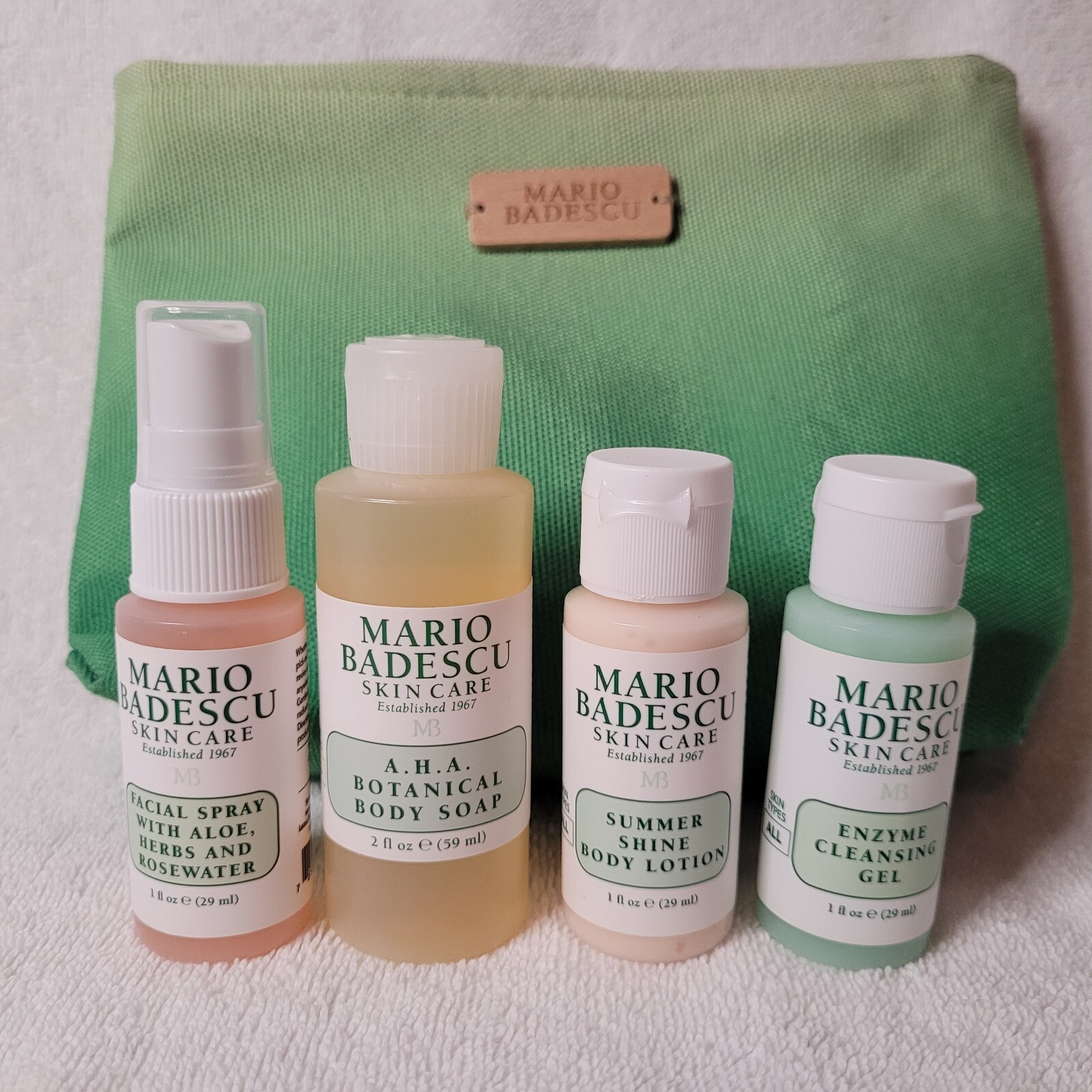 Mario Badescu Beauty Lot – 4 Piece Travel Sized w/Travel Bag