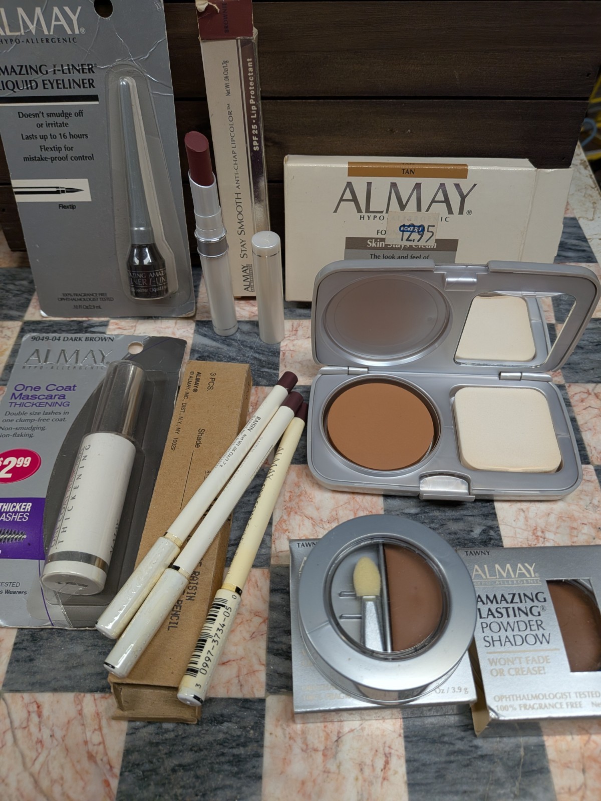Almay Cosmetics Lot Foundation, Liquid Eyeliner, Shadow, Mascara, Lip NOS