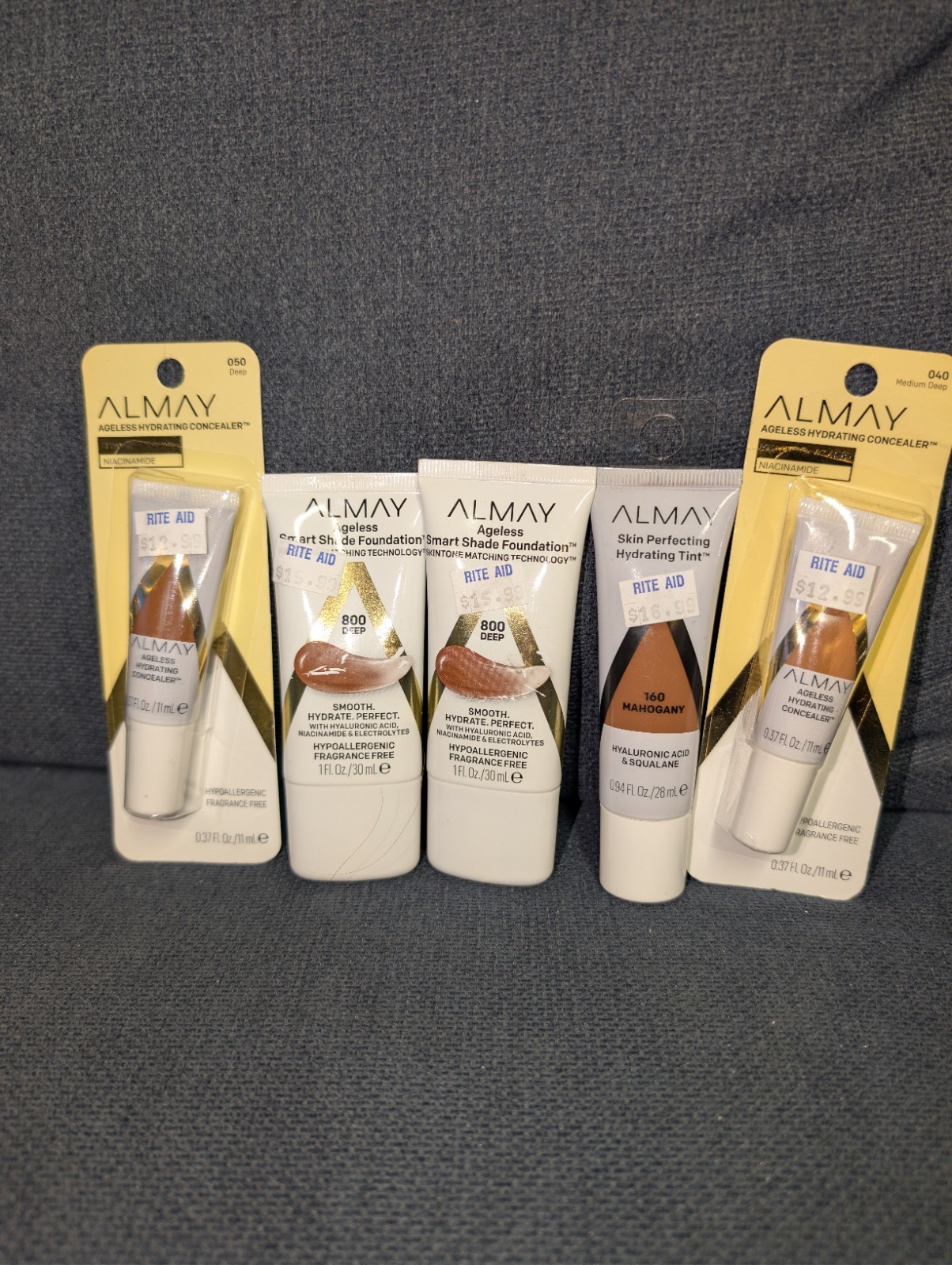 HUGE LOT OF 38 MAKE UP BRAND NEW ALMAY COVER GIRL REVLON L’OREAL HYULARONIC MIX