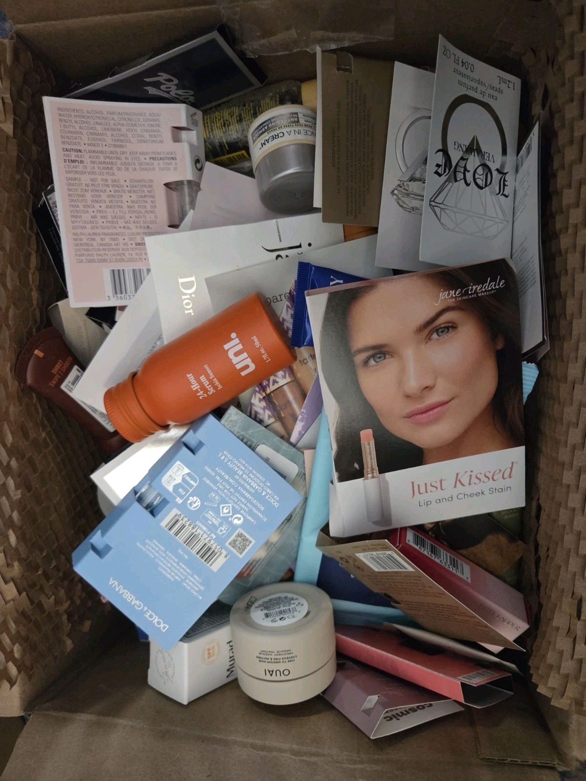 Mystery Beauty Box – 45 Samples