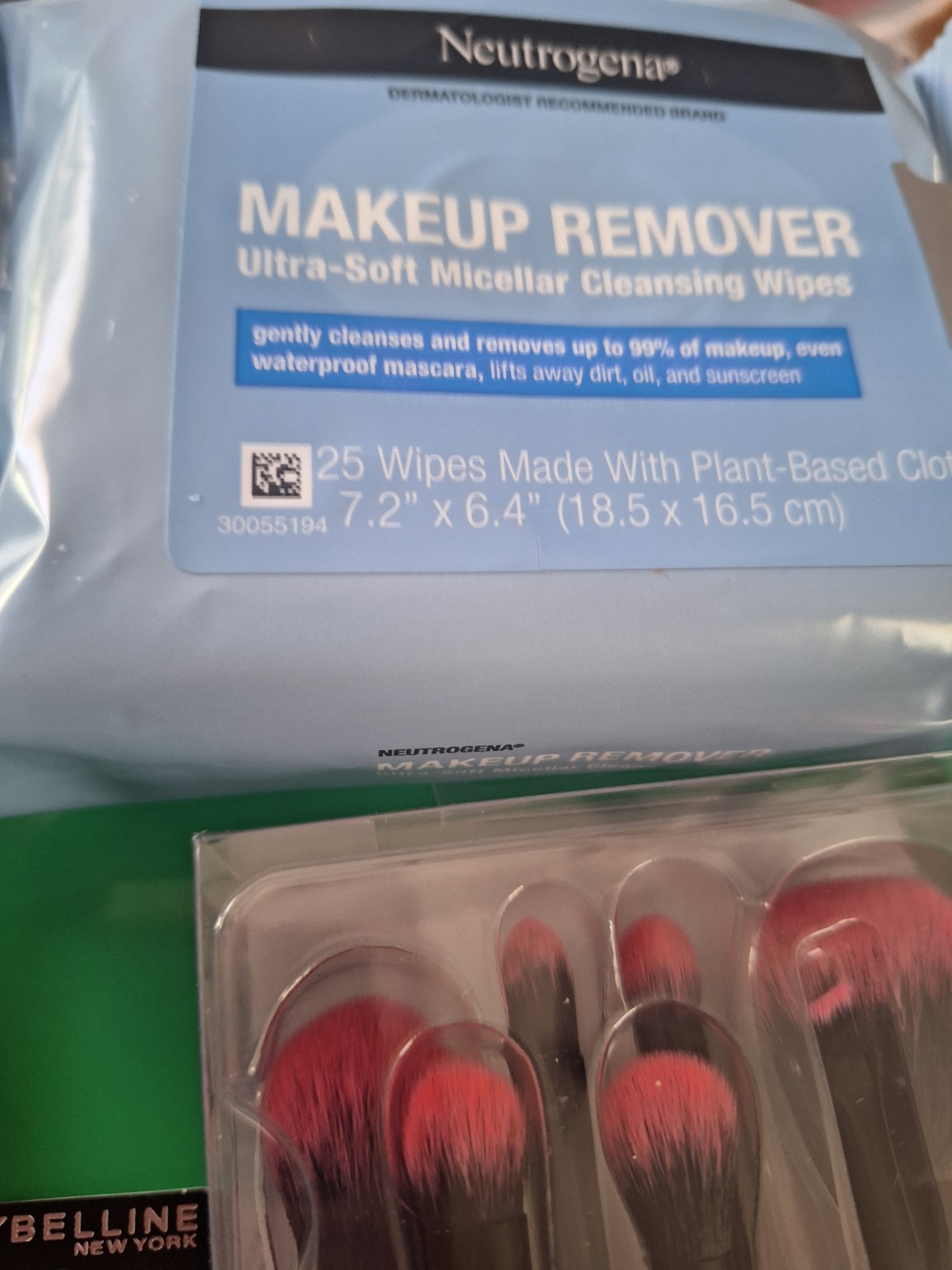 Maybelline New York Fit Me Matte + Poreless & Colossal Makeup Lot + MODA Brushes