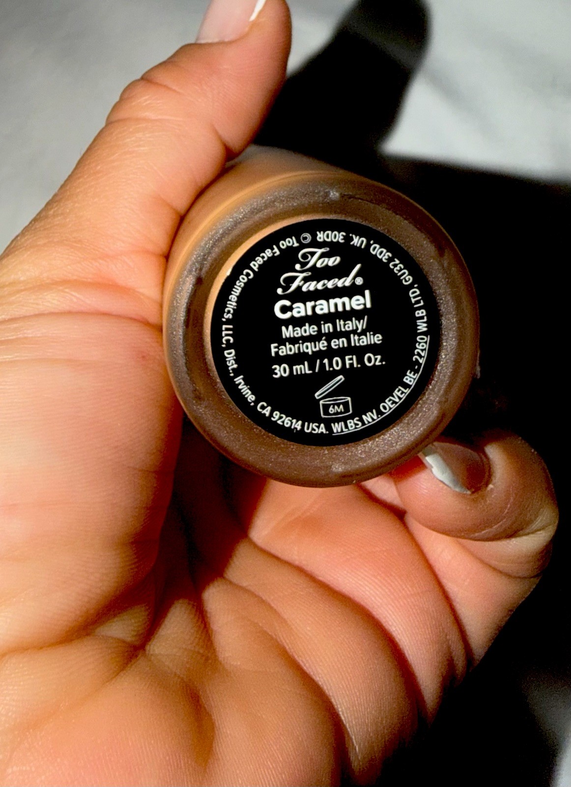 Too Faced Born This Way Foundation Caramel Full Size + Lip Injection Max Plump