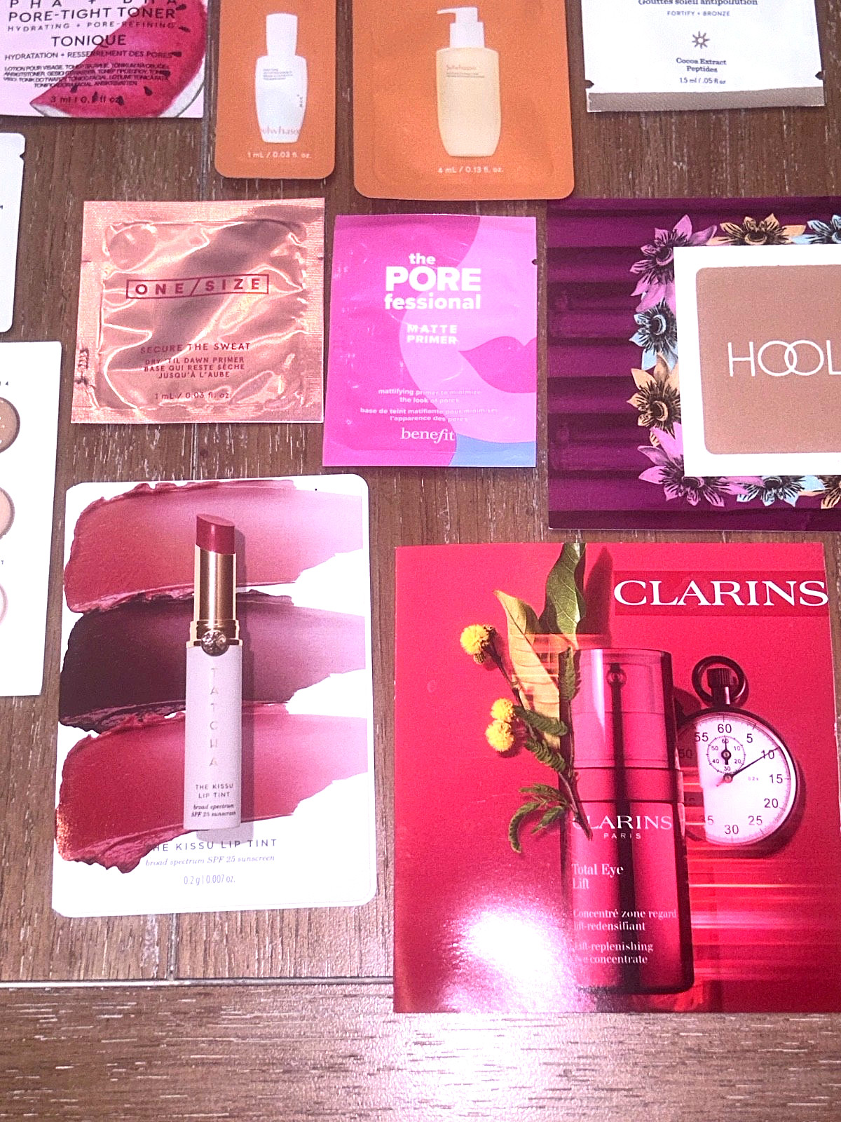 Mixed Lot of High End Sample/Trial Size Hair, Make-up & Skin Care Lot – 33 NEW