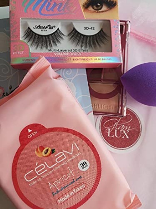 Beauty Bundle Box of 5 Full Size Cosmetic Products, Great gifts under $10, In…