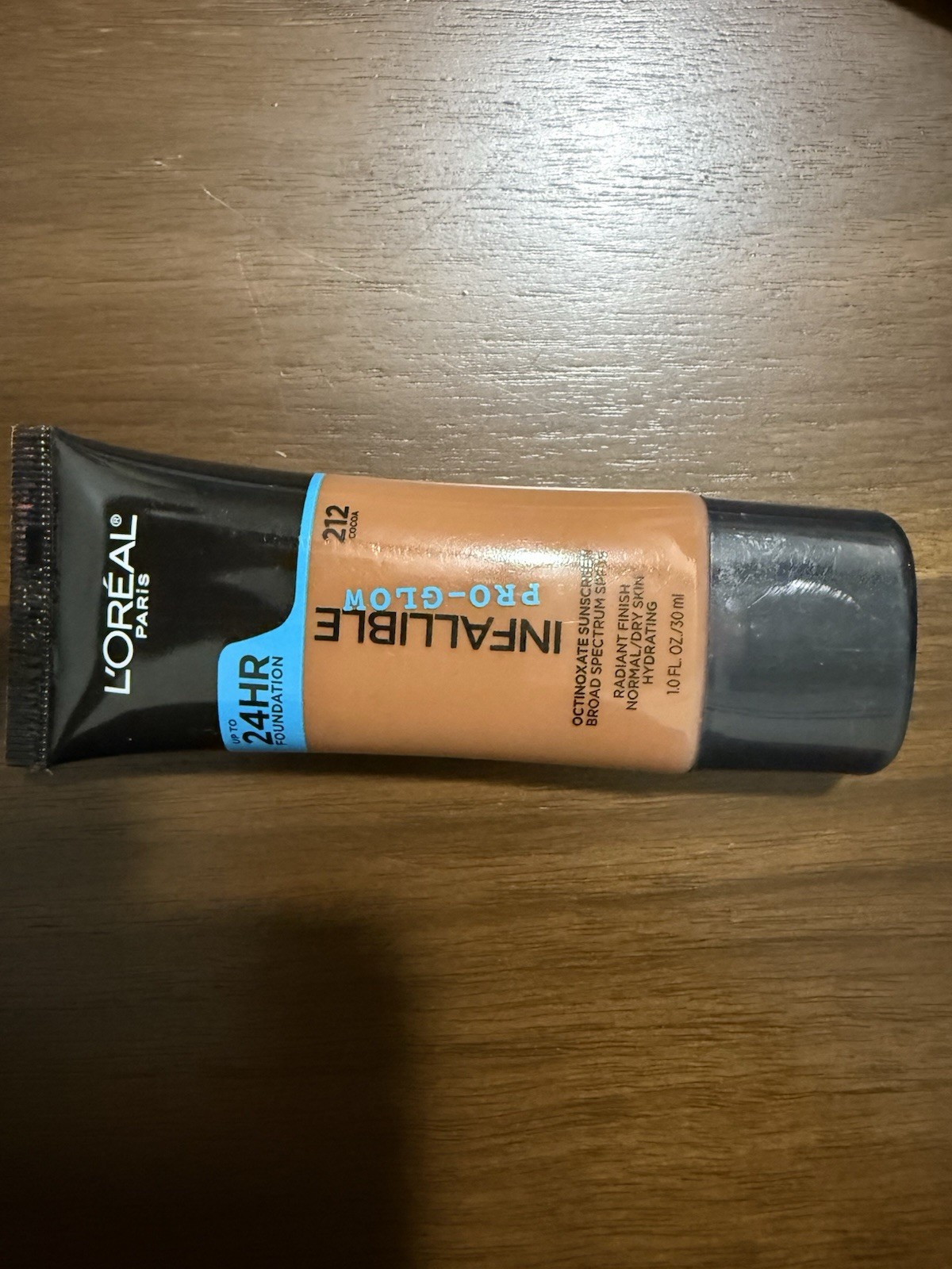 L’Oréal Makeup Lot – Foundation, Primer, 3 Powders – Deep Shades – NEW