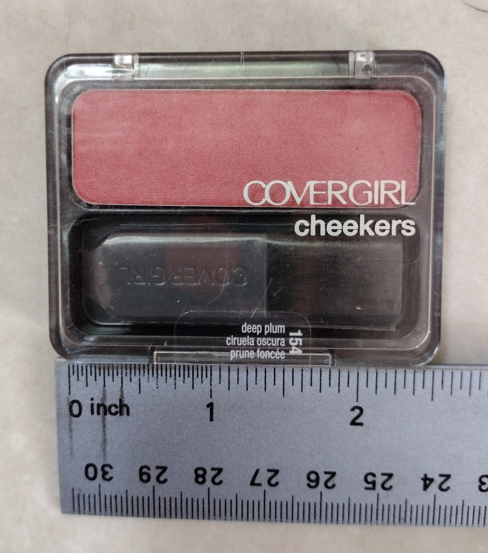 CoverGirl MAKEUP LOT OF 8 Glitter Eye Shadow Blush Contour Palette Foundation