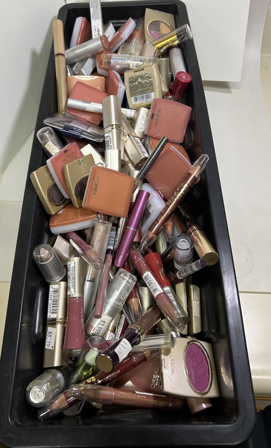 Beauty Name Brand Makeup Mixed Lot 20 Items REVLON-MAYBELLINE-L’Oréal NEW SEALED