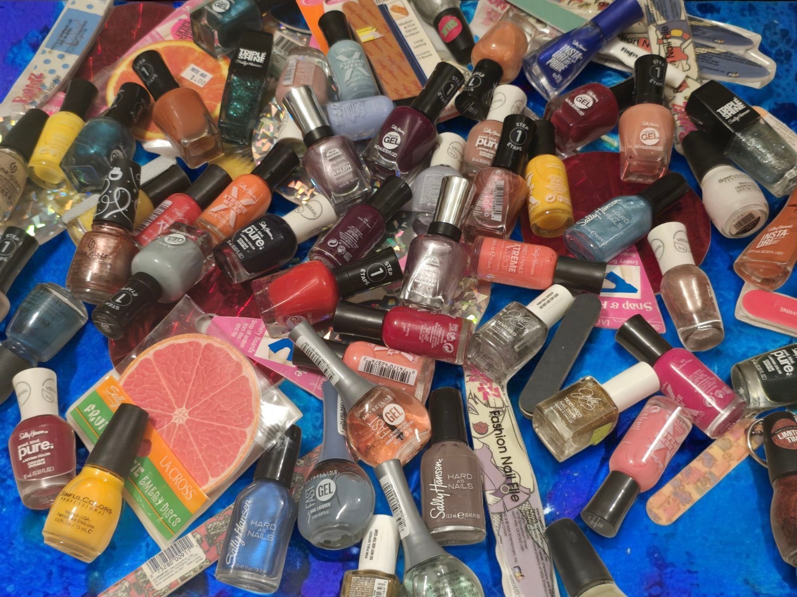 BEAUTY MAKEUP SKINCARE HAIRCARE MYSTERY LOT – ALL NEW FULL SIZE ITEMS ~ 25PC NEW