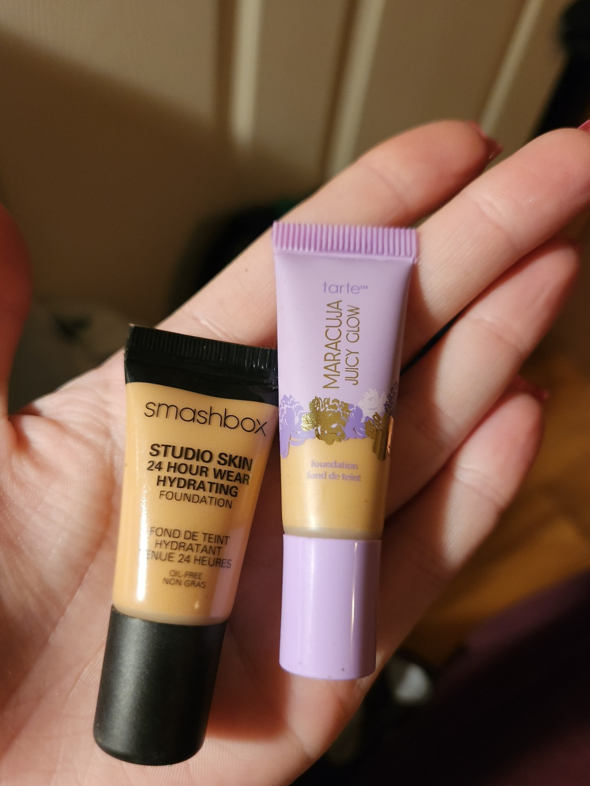 Smashbox Studio Skin Oil-Free Sample & Tarte Maracuja Juicy Glow Sample