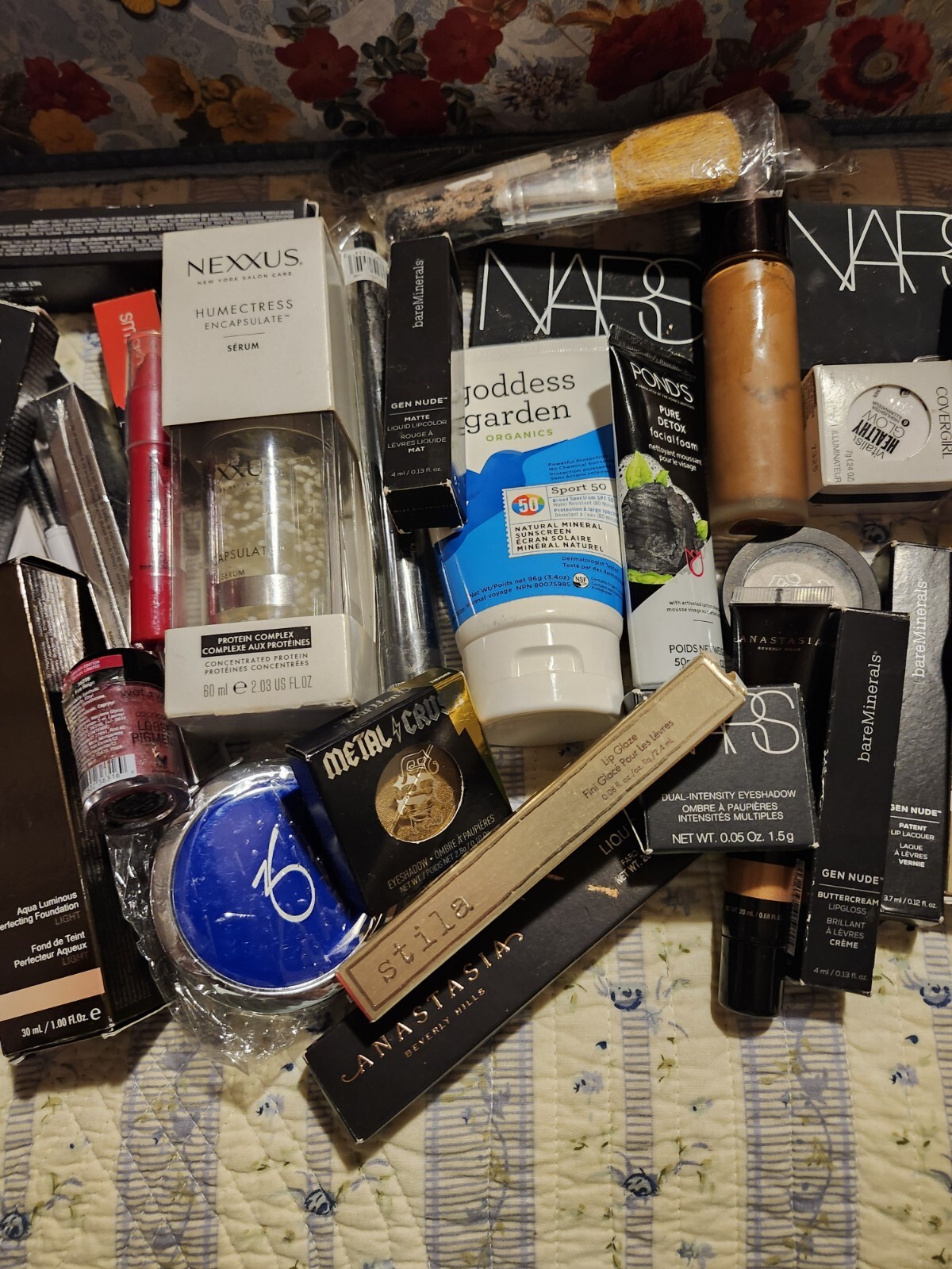 Bulk Wholesale Cosmetics, Haircare, Body Care, Bags. Lot Of 10. Chosen At Rando