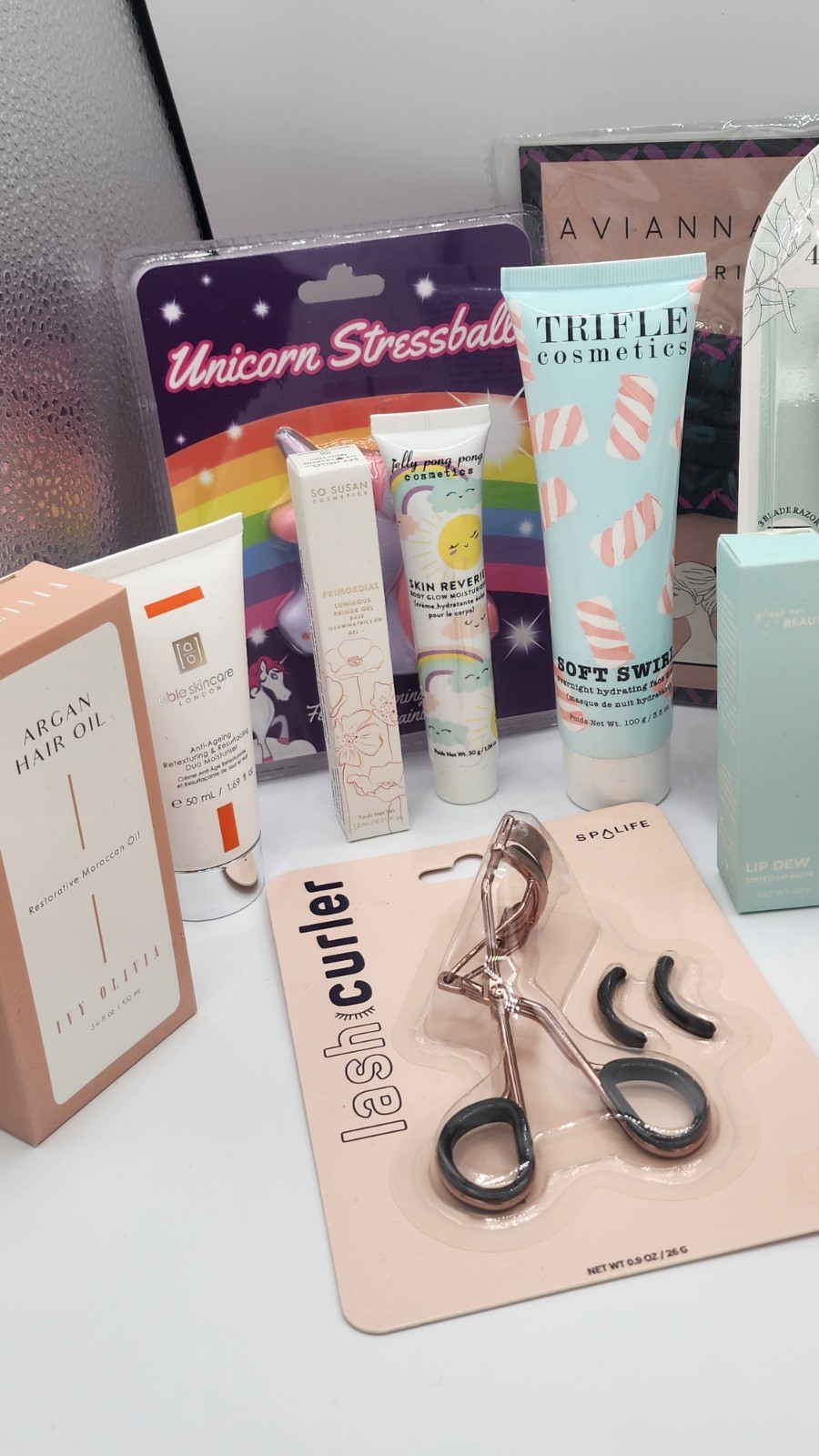 ✨ Mystery Beauty & Skincare Box — Get Ready to Be Surprised!