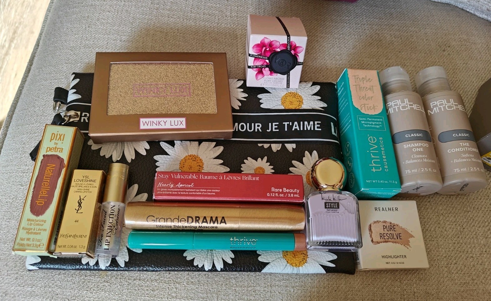 Big Beauty Bundle Feat: YSL, Thrive,Rare Beauty,Winkylux, Pixie,Too Faced, V&R +