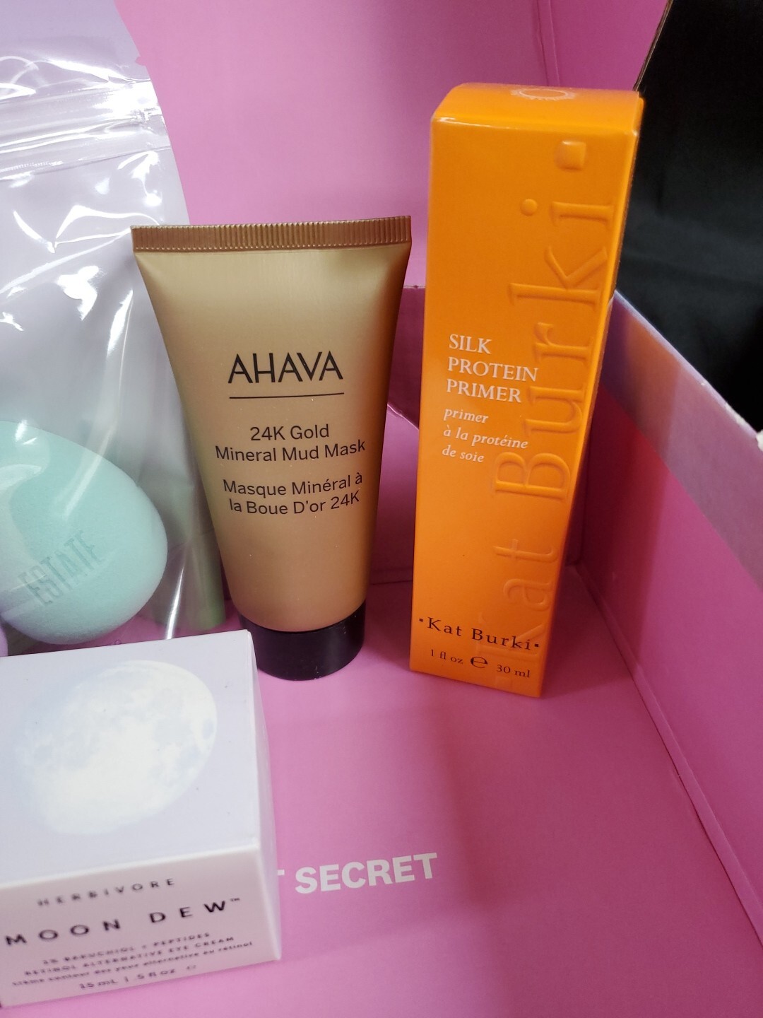 BoxyCharm The Great Escape July 2023 4pcs Set Kat Burki Herbivore Ahava Estate