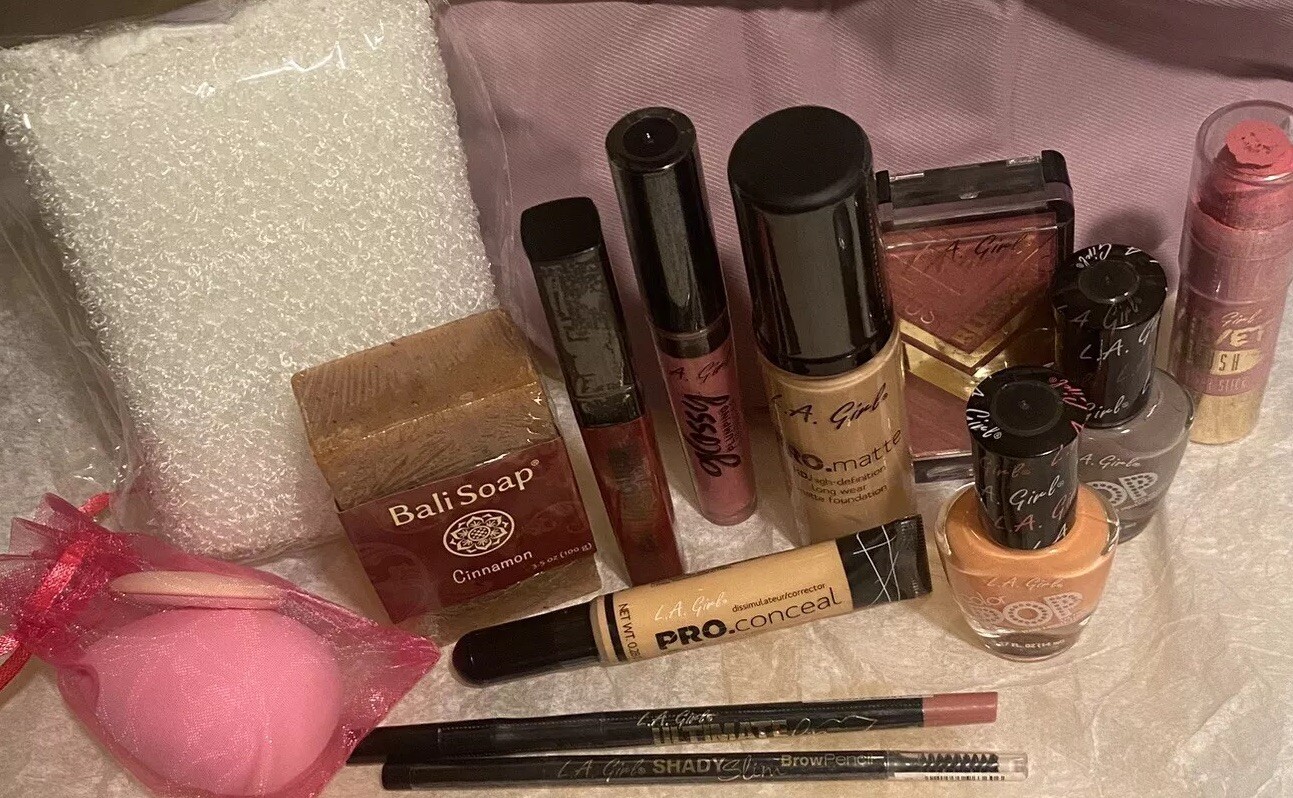 💄lot of beauty 14pc LA girls Makeup Lips Blush Nail Polish BALI SOAP & MORE 🫦