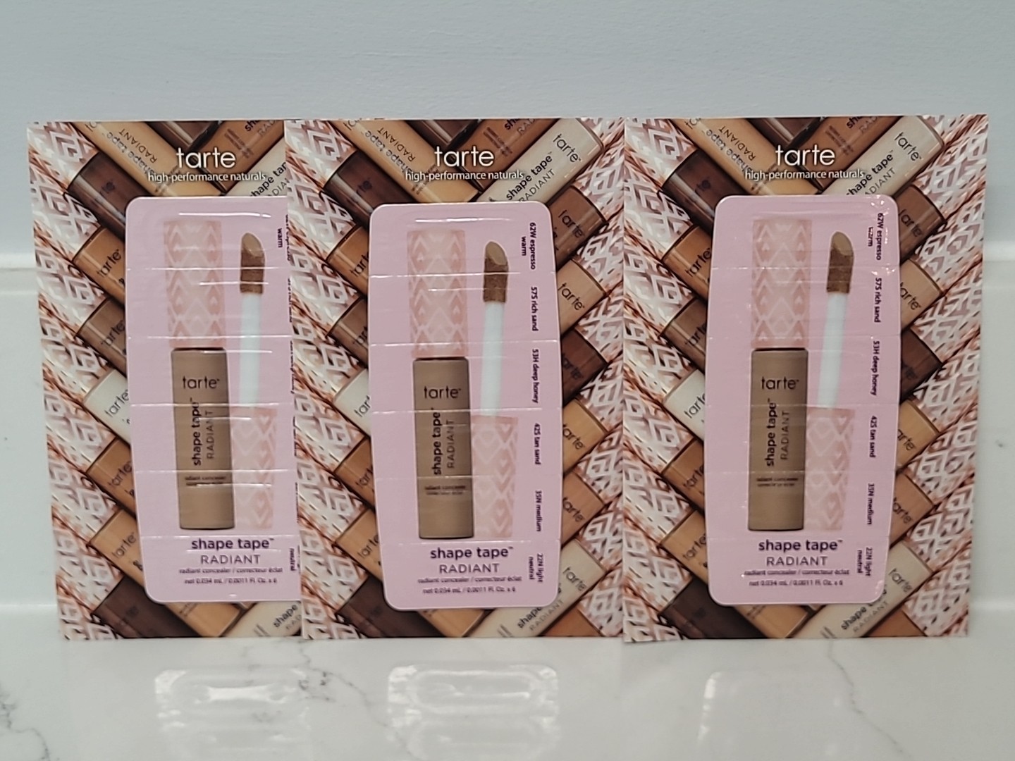 11 HIGH END TRAVEL SIZE FOUNDATION CONCEALER CARDS SAMPLES + COSMETIC BAG #GB91