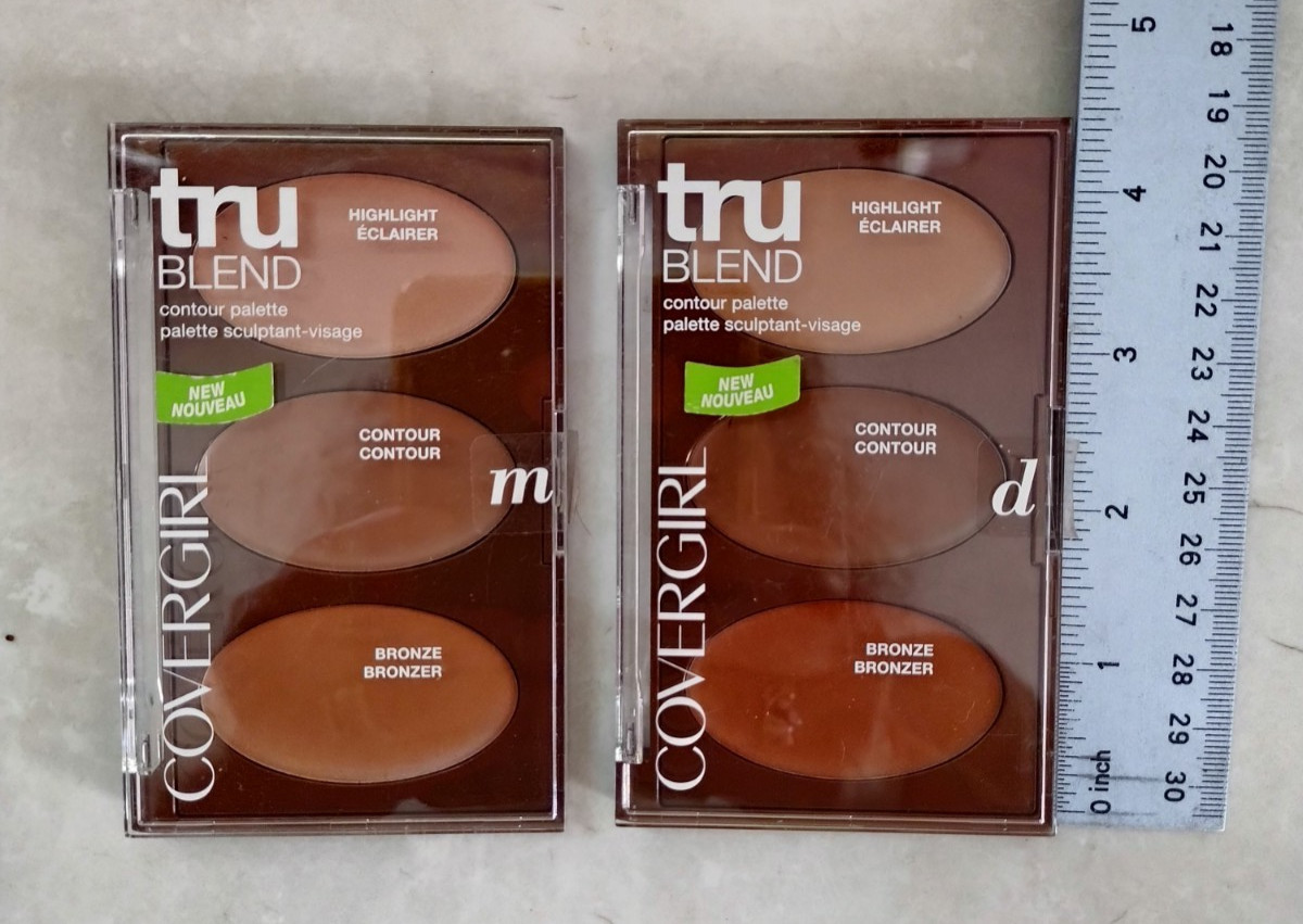 CoverGirl MAKEUP LOT OF 8 Glitter Eye Shadow Blush Contour Palette Foundation