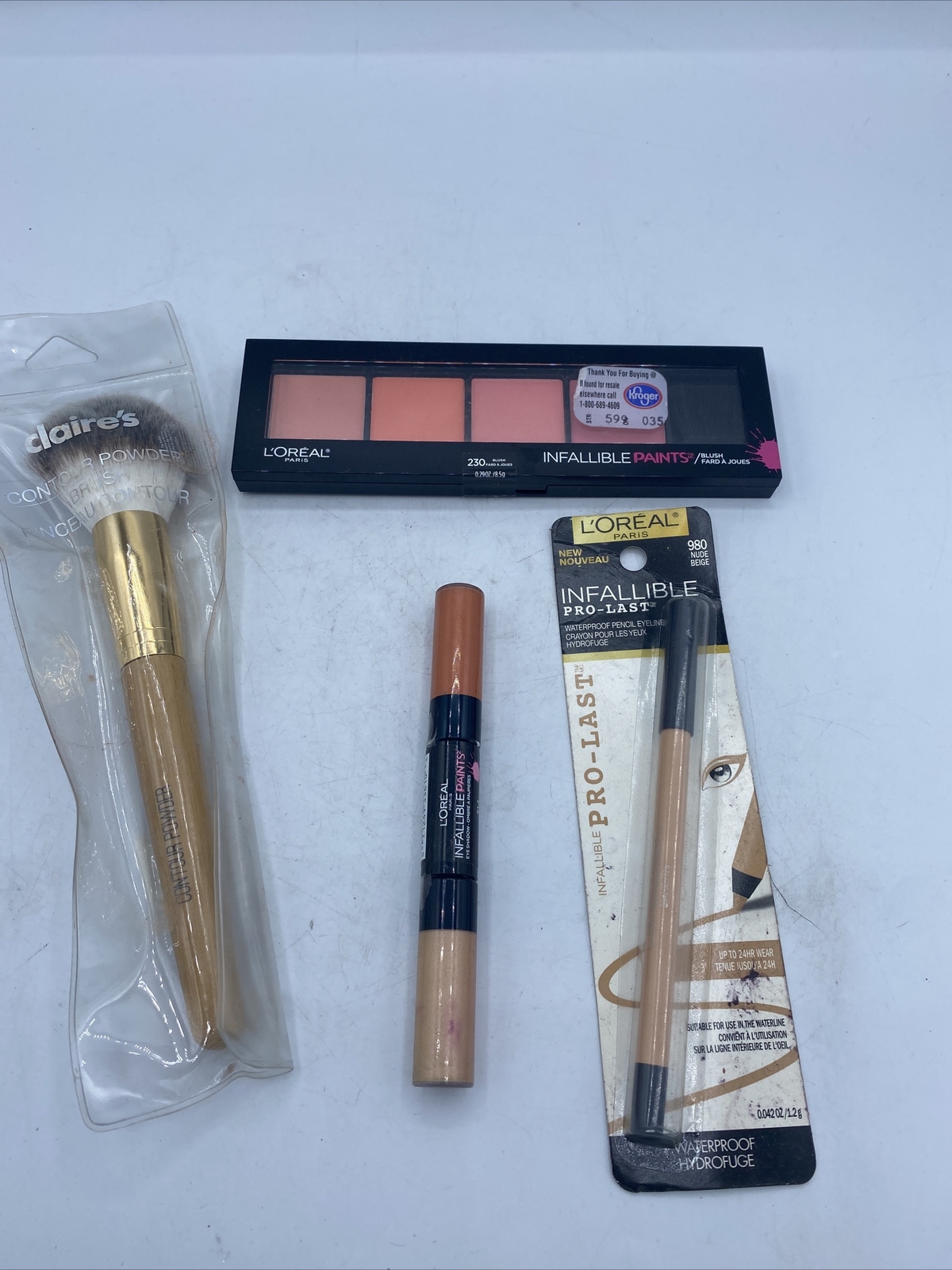 4 Piece Makeup Lot L’Oreal Including Eyeliner Pencil , Blush, Eyeshadow & Brush