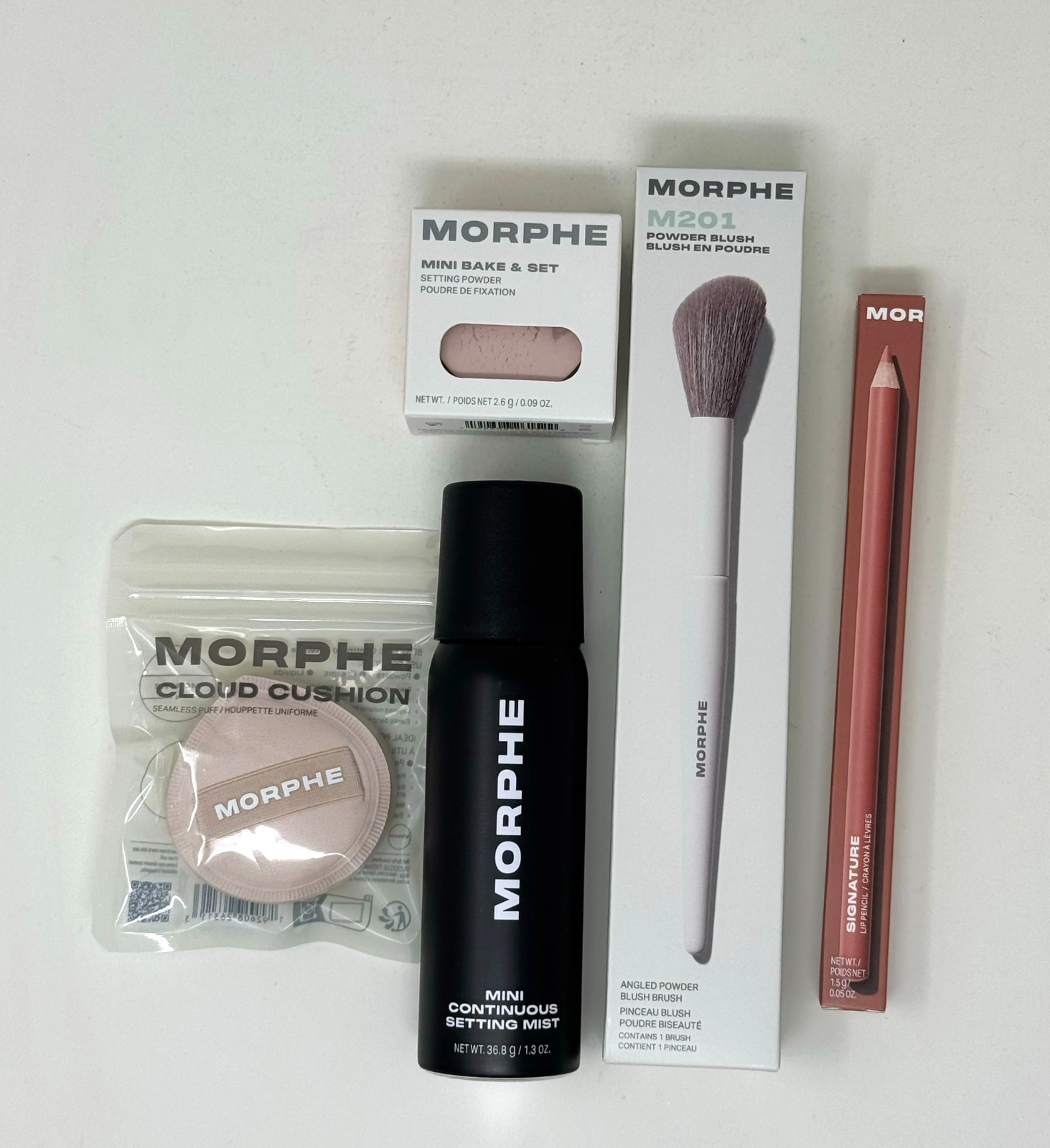 MORPHE Blush Brush M201, Cloud Cushion, Wifey Lip Pencil, Setting Mist & Powder