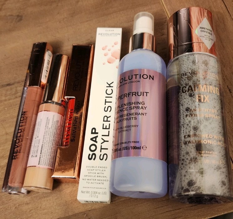 Revolution Beauty Bundle