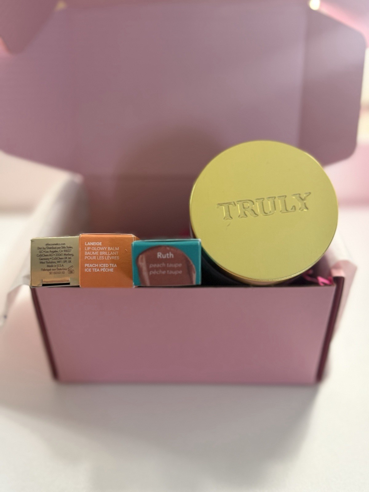 Luxury Beauty Box – Laneige, Thrive, Stila & Truly (4 New Items)