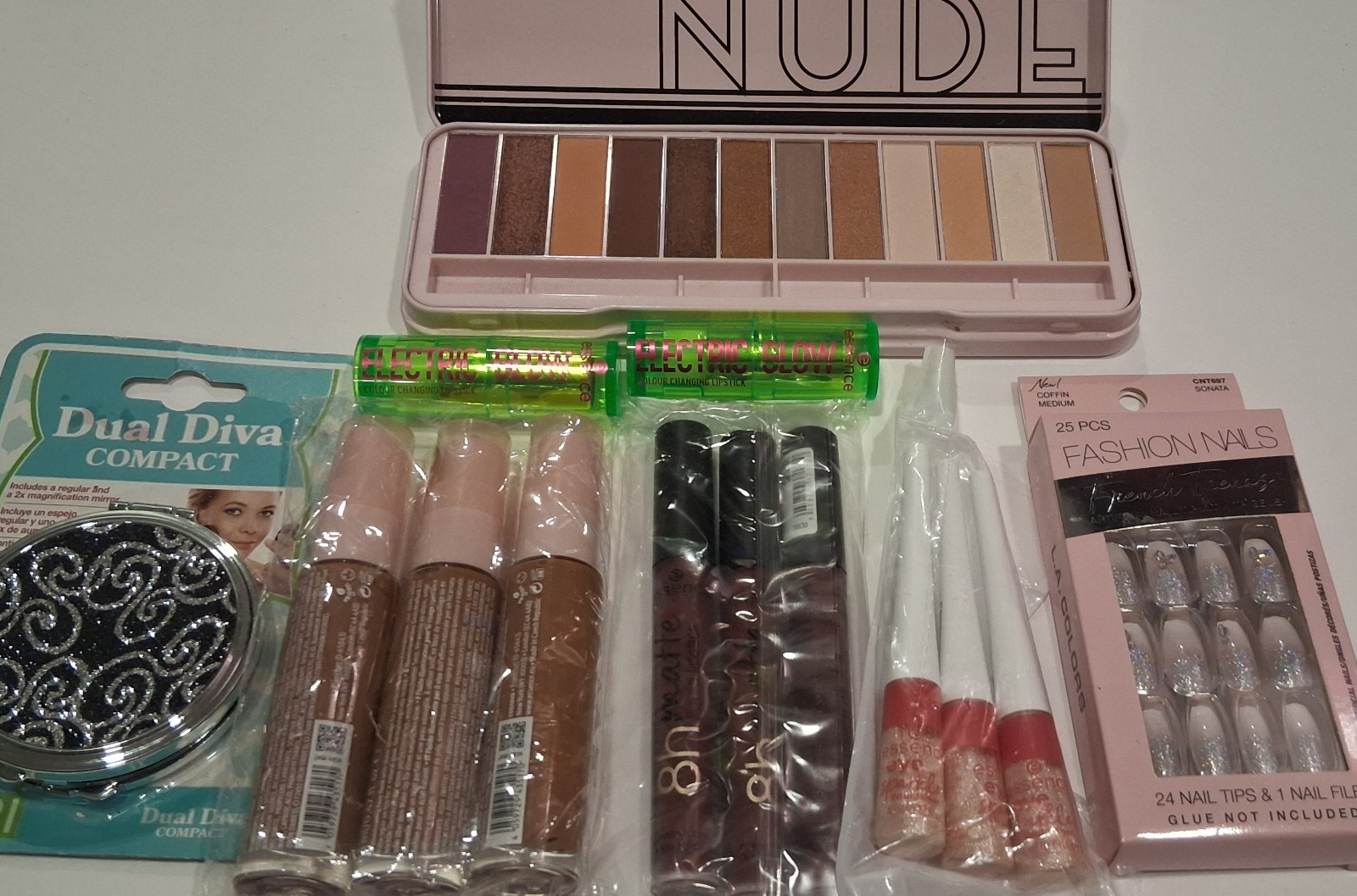 Assorted Full Size Makeup Lot: Nude Palette, Dual Diva Compact, Electric Glow