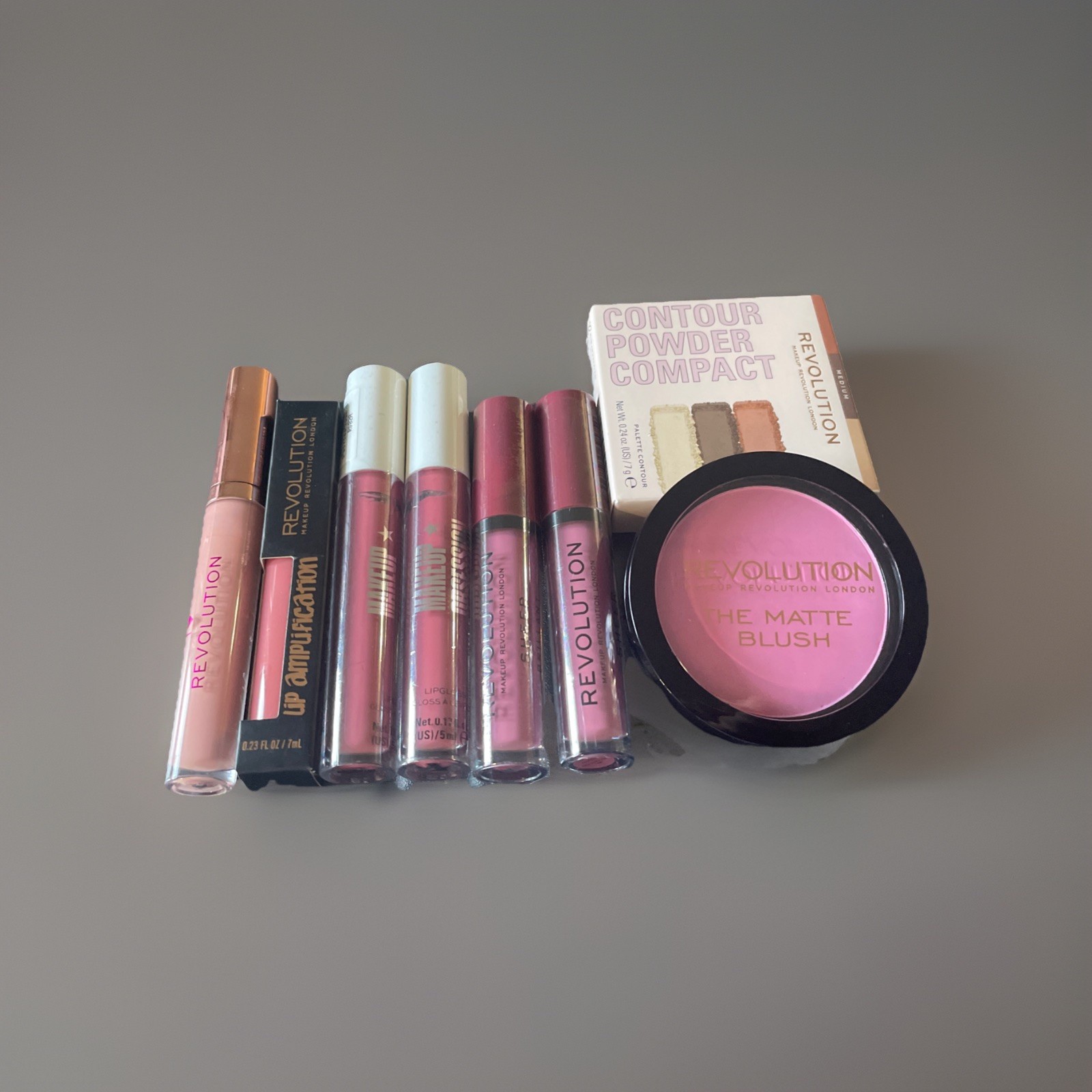 8 pc. Revolution /Makeup Obsession Bundle 6x Lipgloss, Contour Compact, Blush
