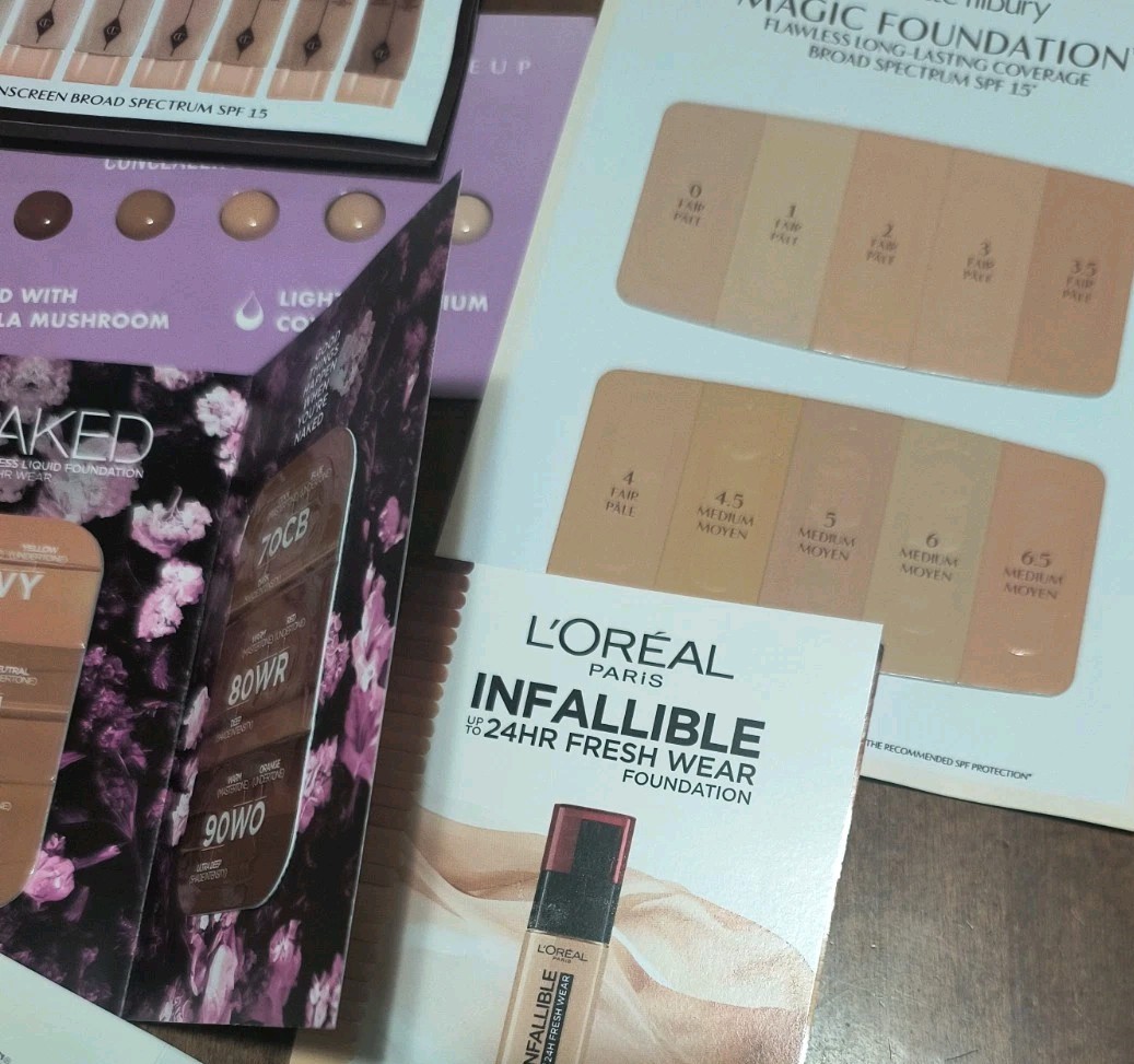 Lot of 17 Random Mix Brands Foundation/Concealer Samples